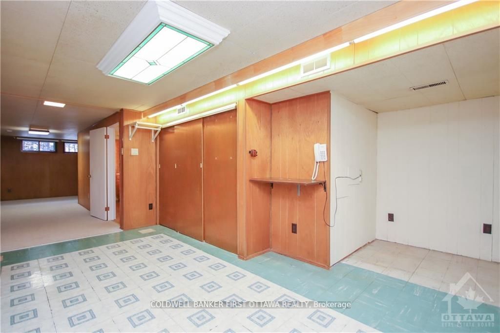 74 Hilliard Avenue Property Photo 23