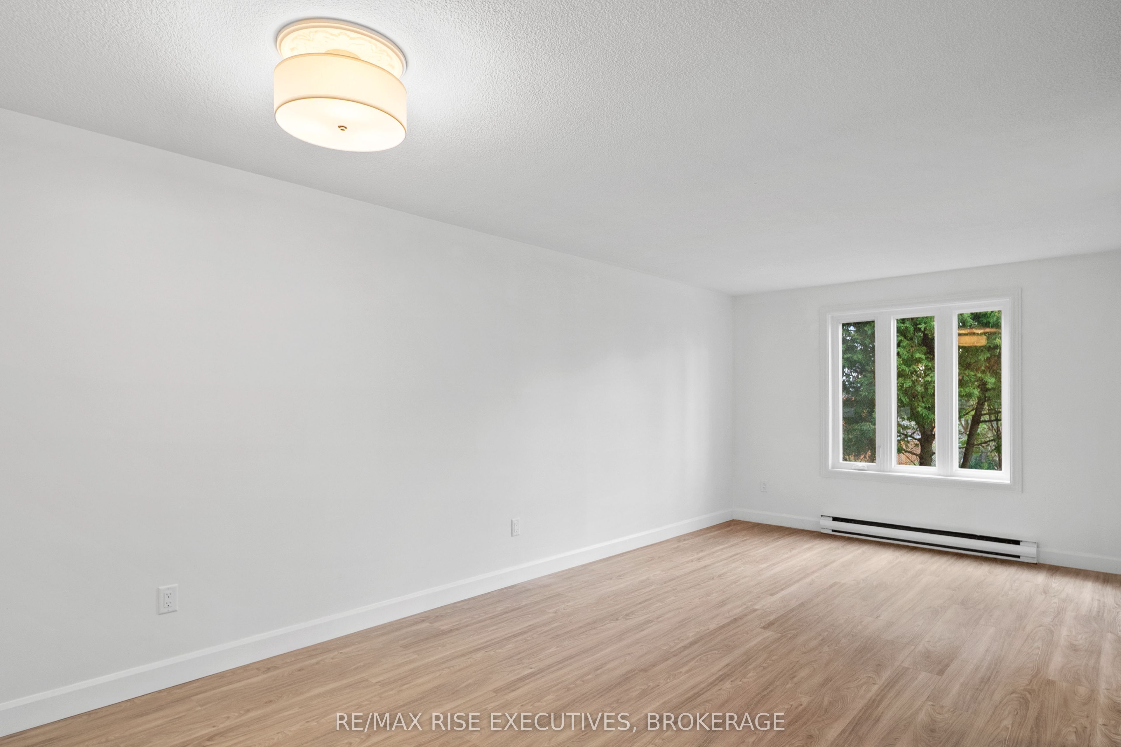 426 Montreal Street Property Photo 7