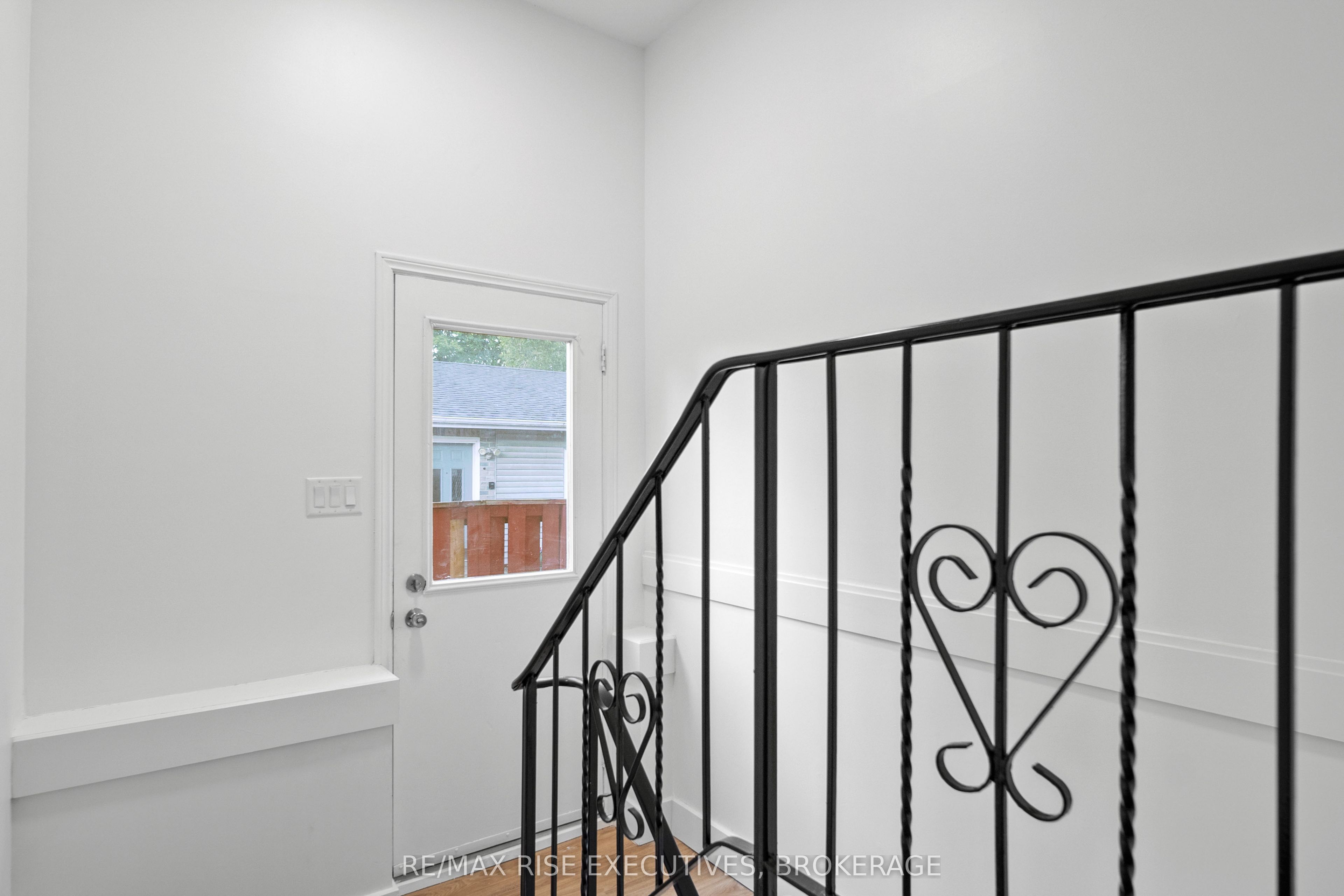 426 Montreal Street Property Photo 23