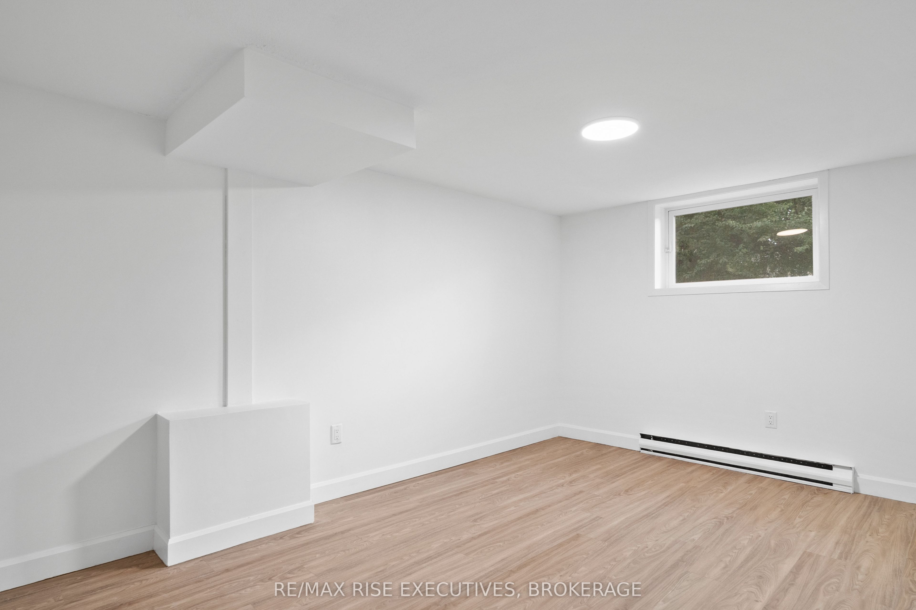 426 Montreal Street Property Photo 29