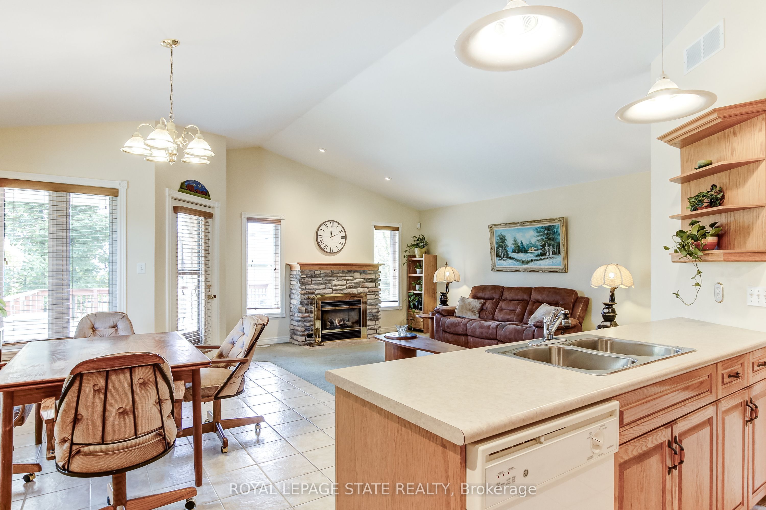 25 Bates Lane Property Photo 17