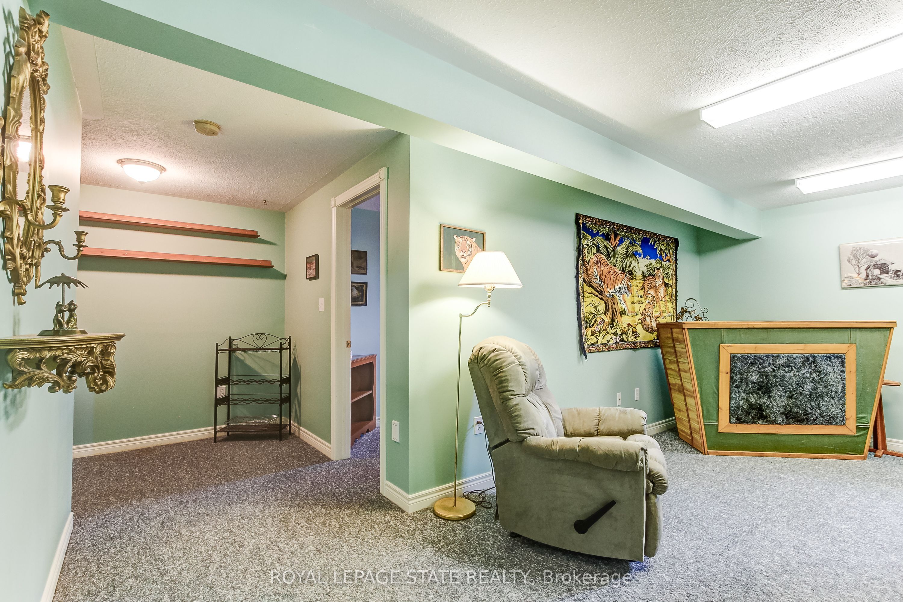 25 Bates Lane Property Photo 28