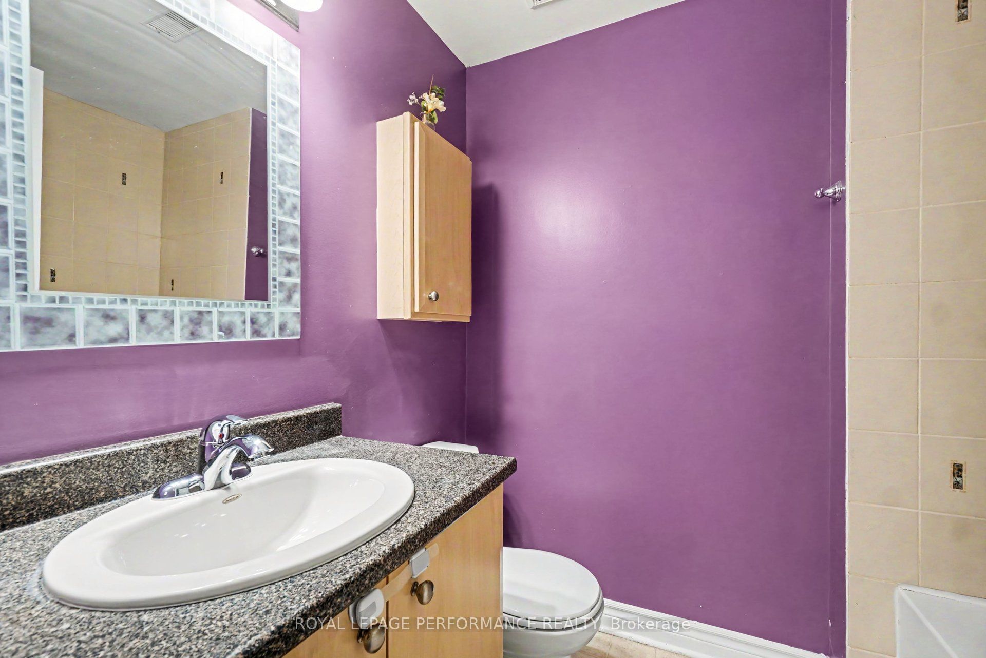 50 Brentmore Private Property Photo 15