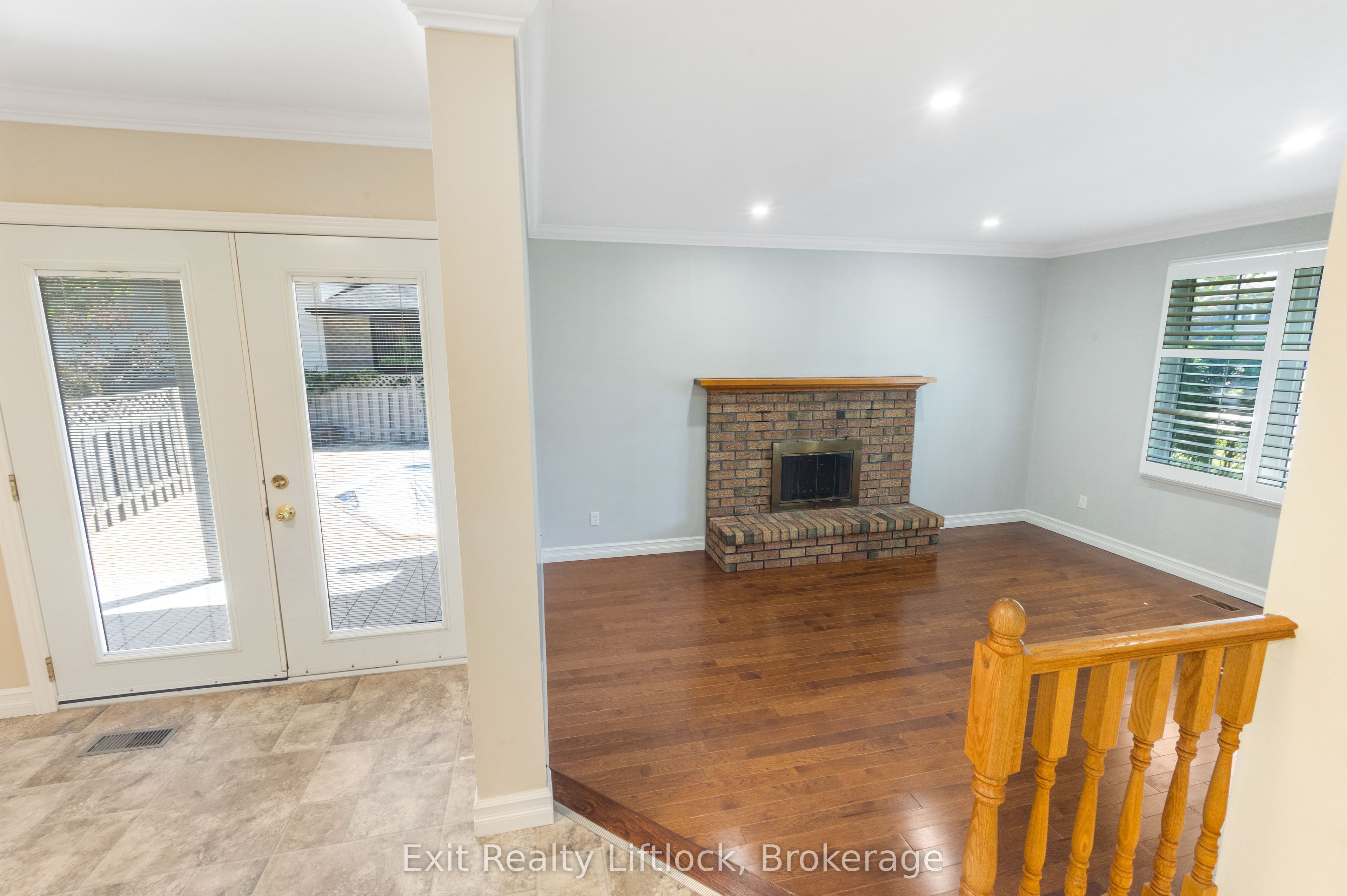 958 Smithside Court Property Photo 13