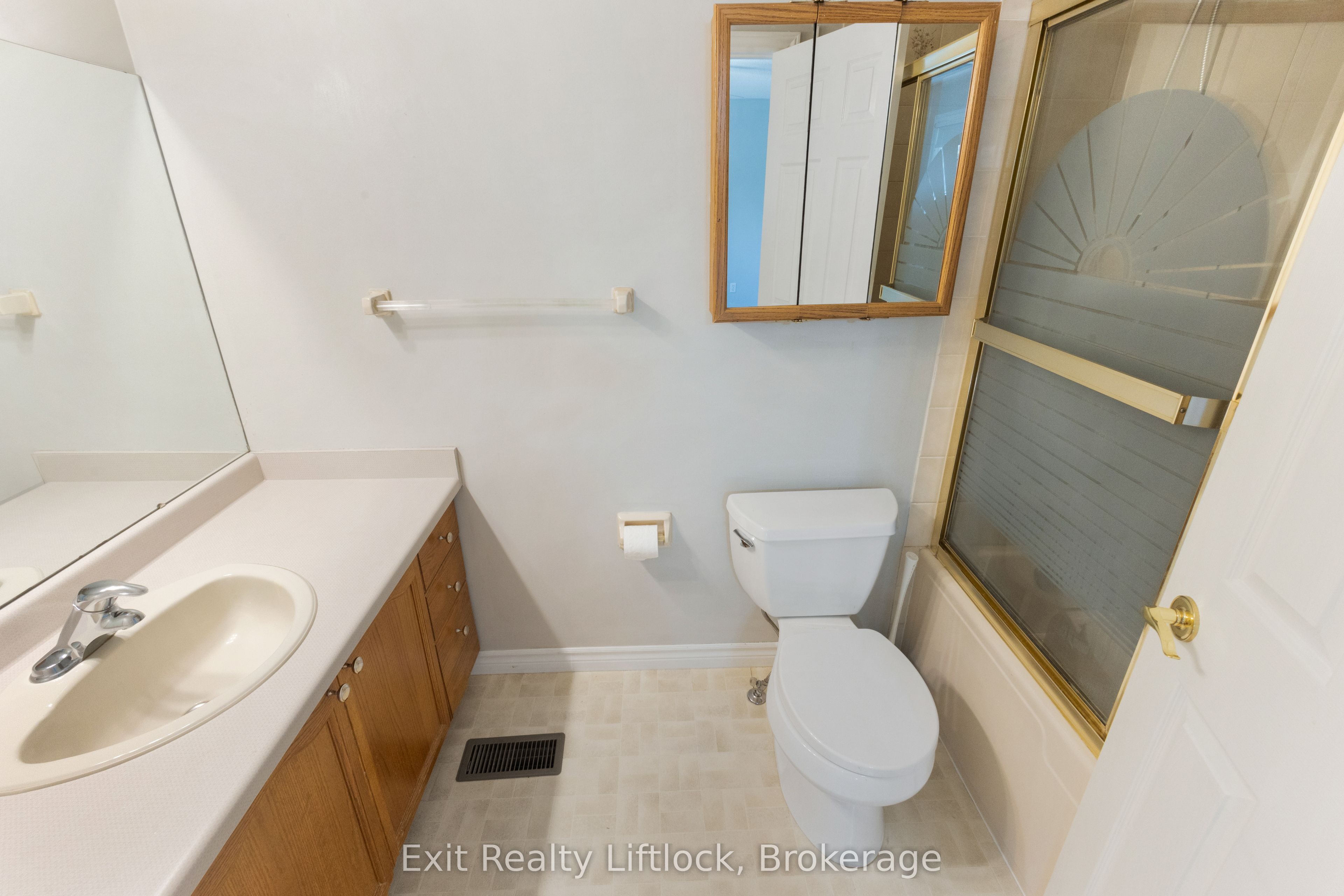 958 Smithside Court Property Photo 31