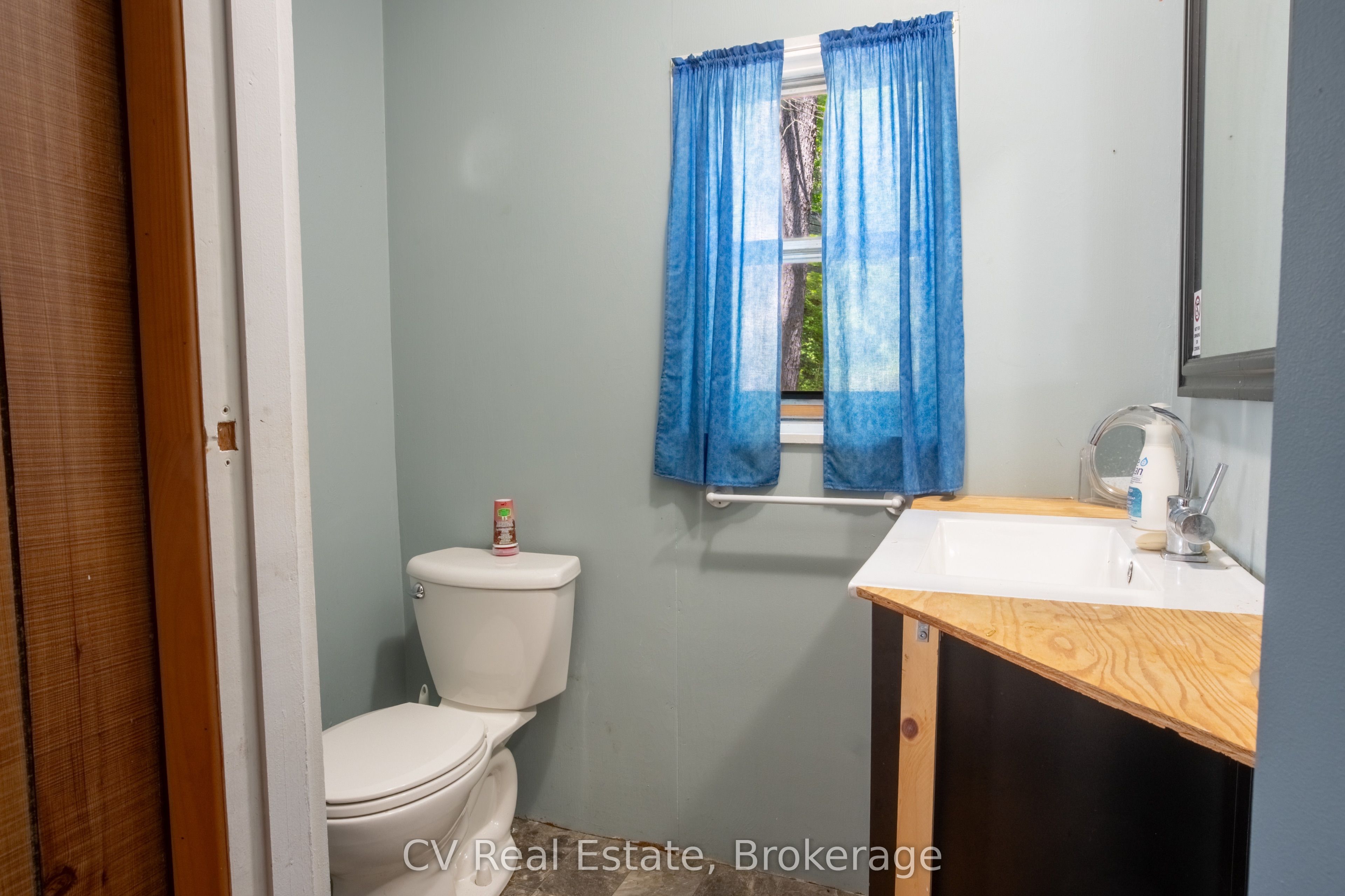 1037 Sunrise Drive S Property Photo 19