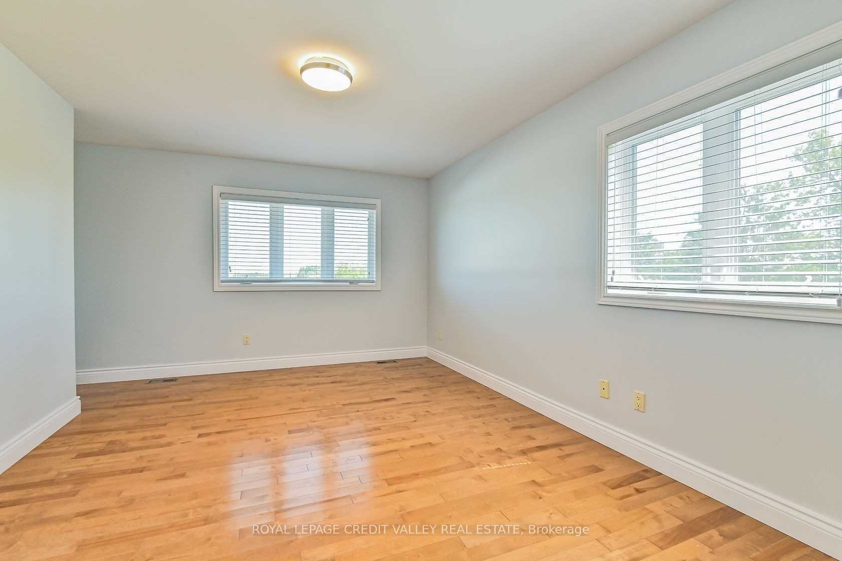 384169 20th Side Road N Property Photo 11