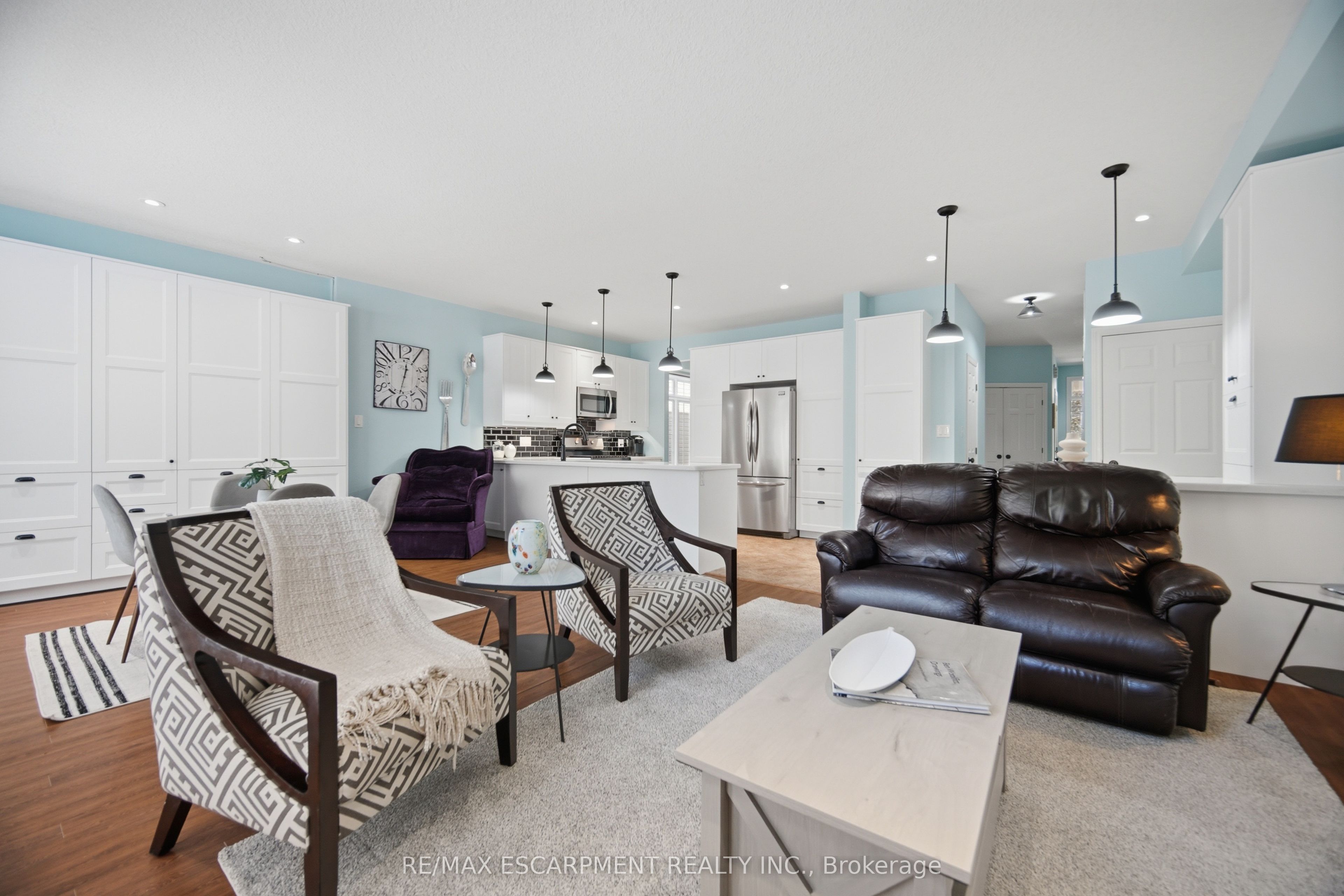 40 Sunnycroft Court Property Photo 10