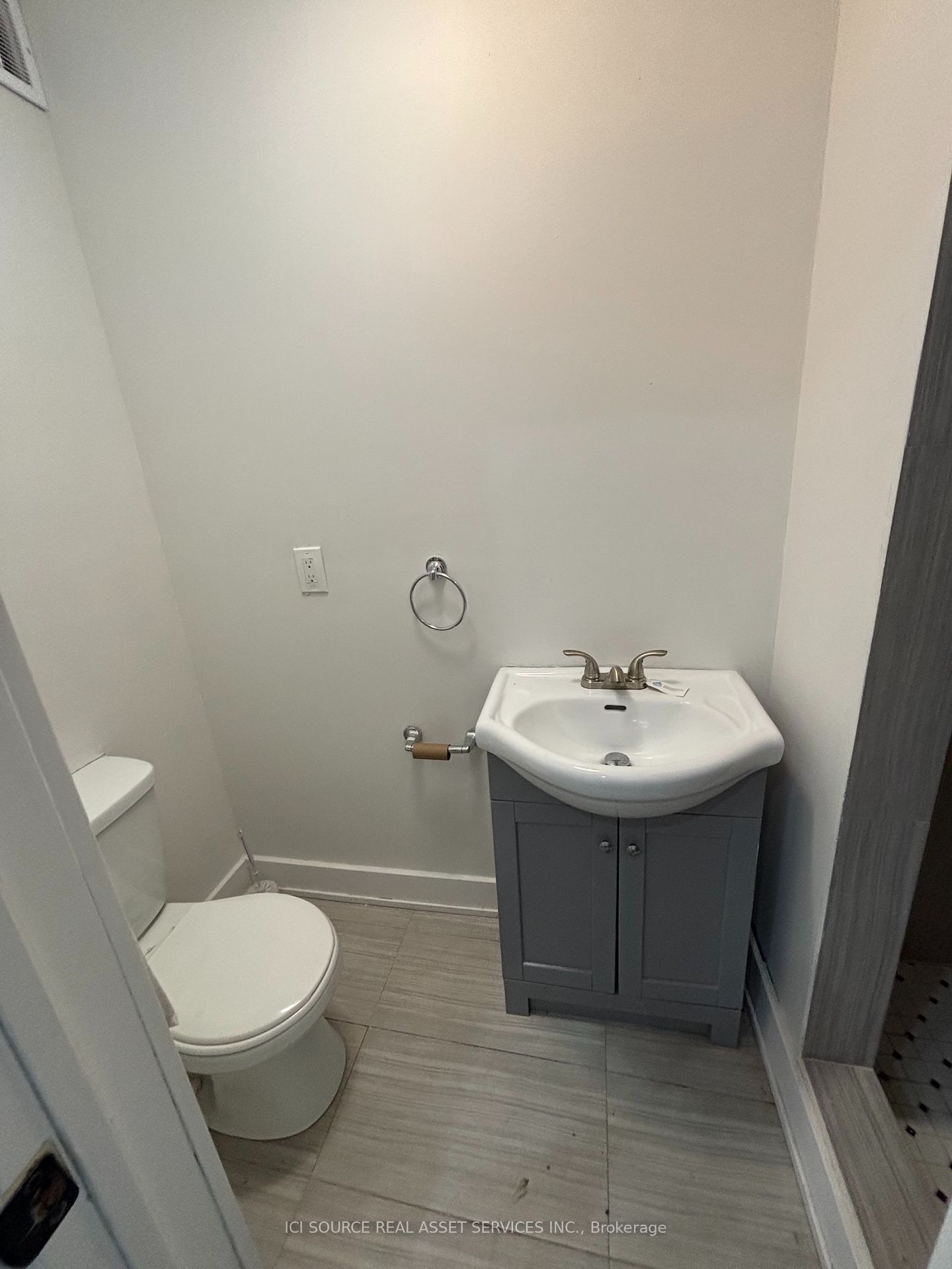 1900 Bruce Road 15 Property Photo 19
