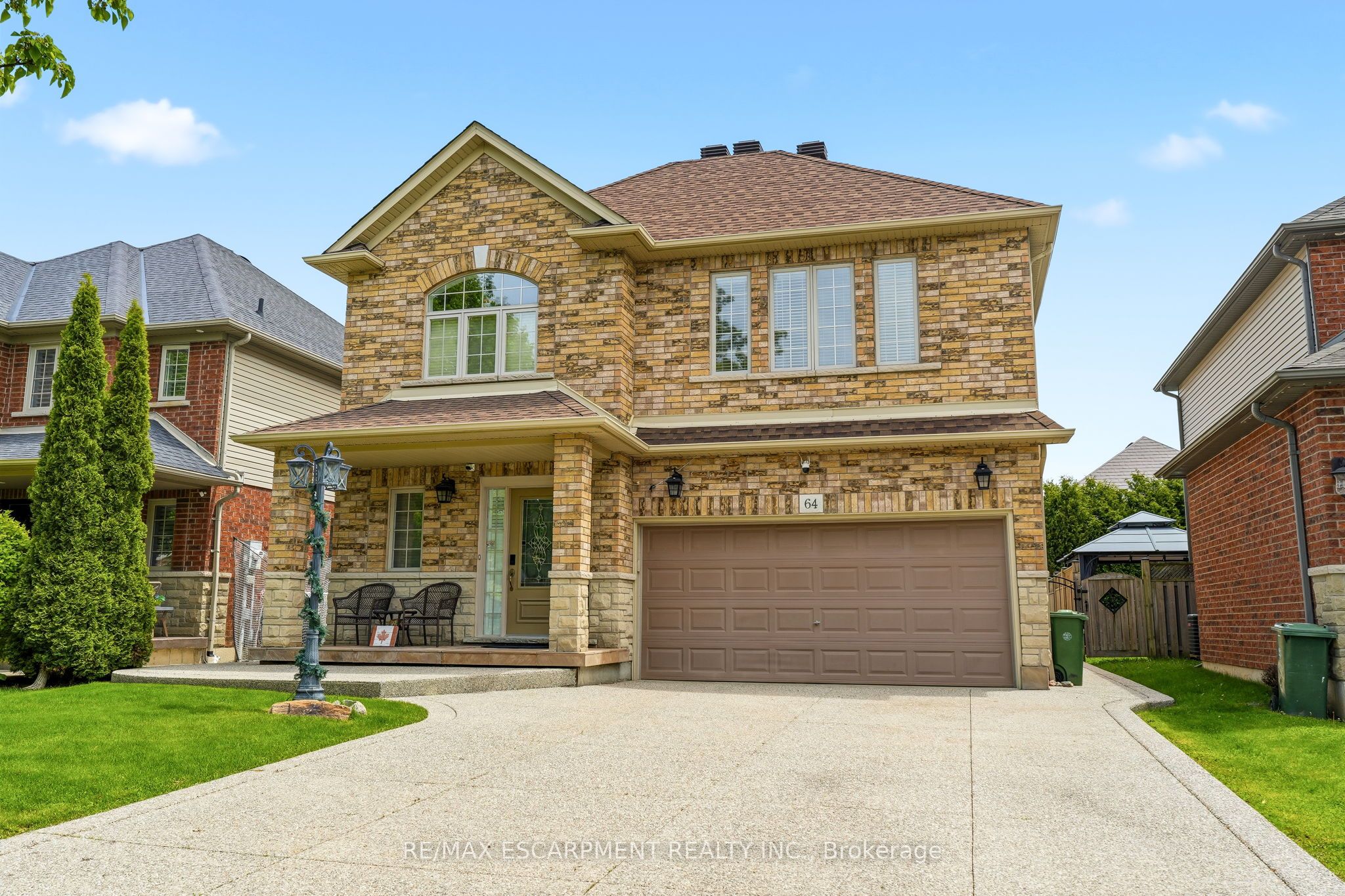 64 Wilbur Drive Property Photo 2