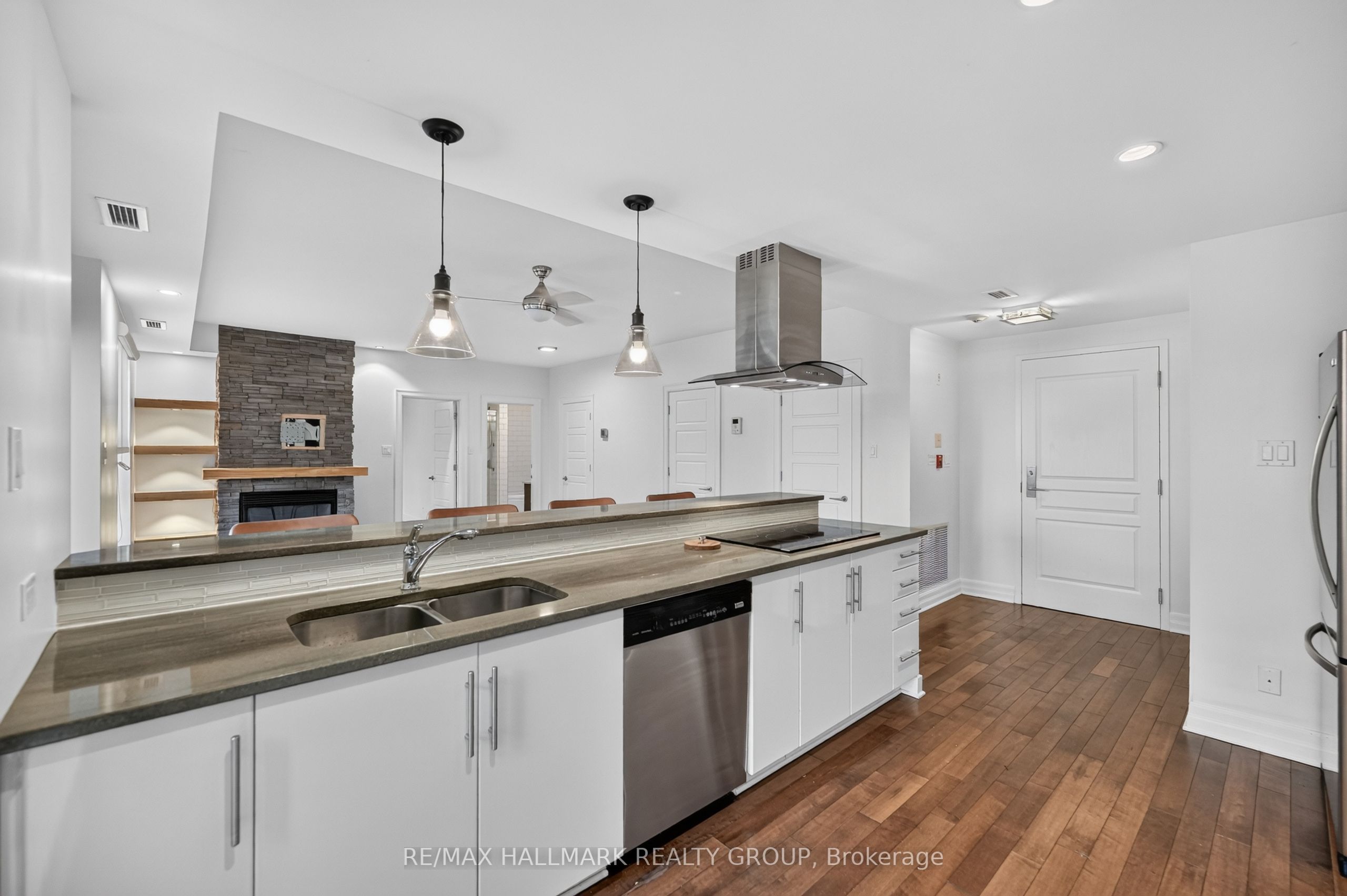 419 Laurier Avenue E 101 Property Photo 9