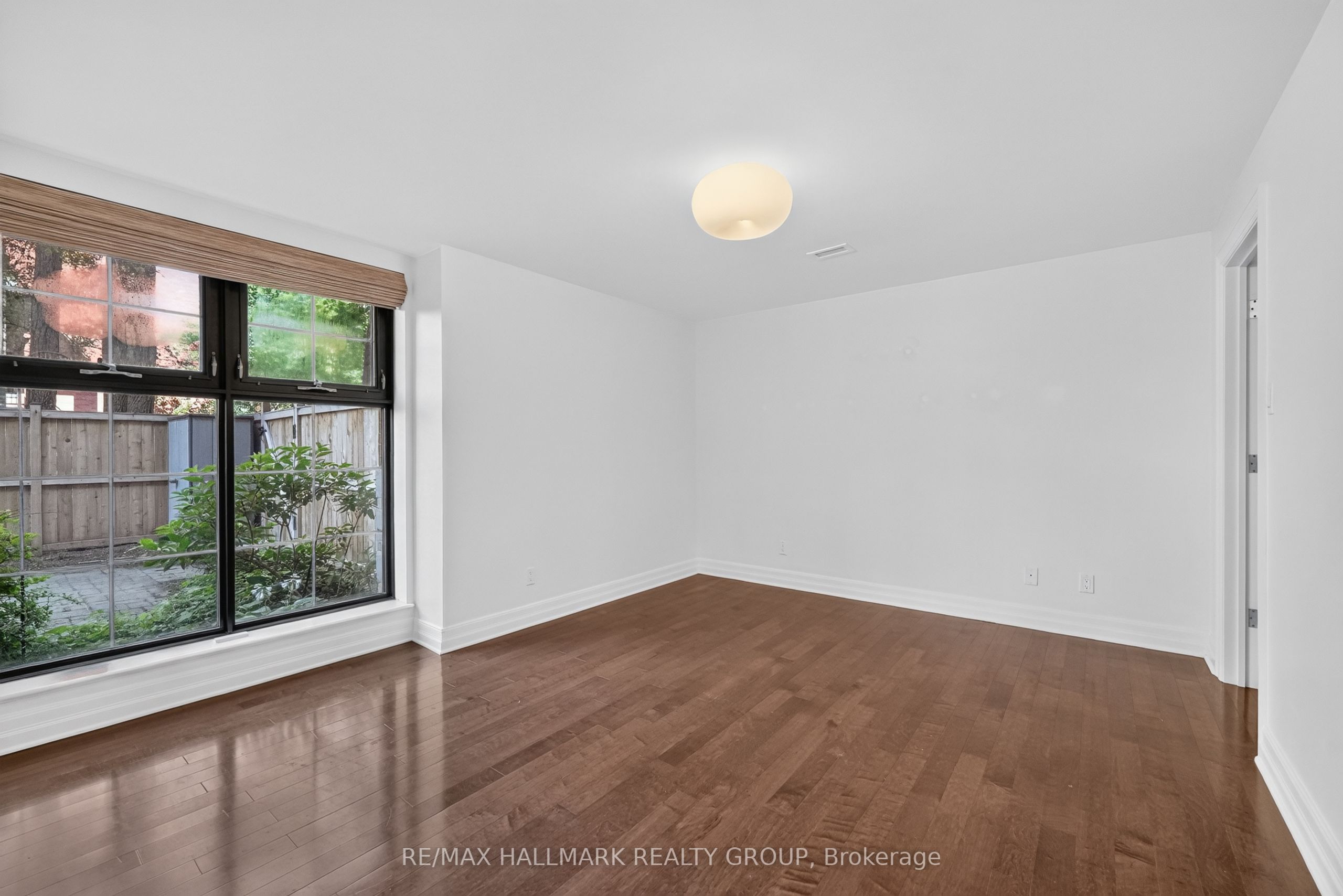 419 Laurier Avenue E 101 Property Photo 20