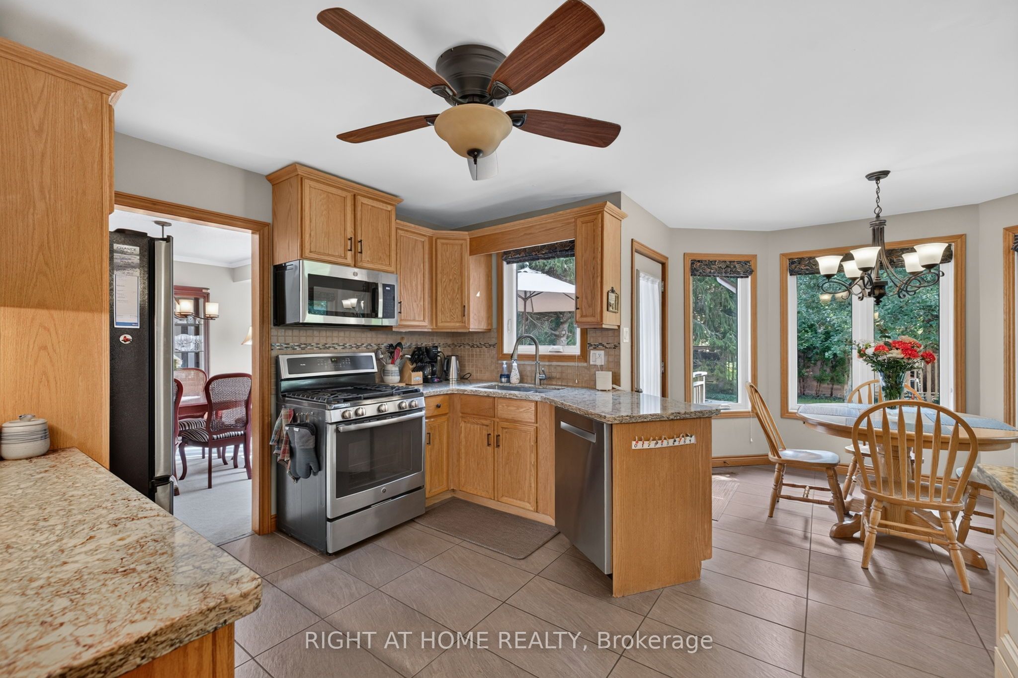 47 Robinson Lane Property Photo 11