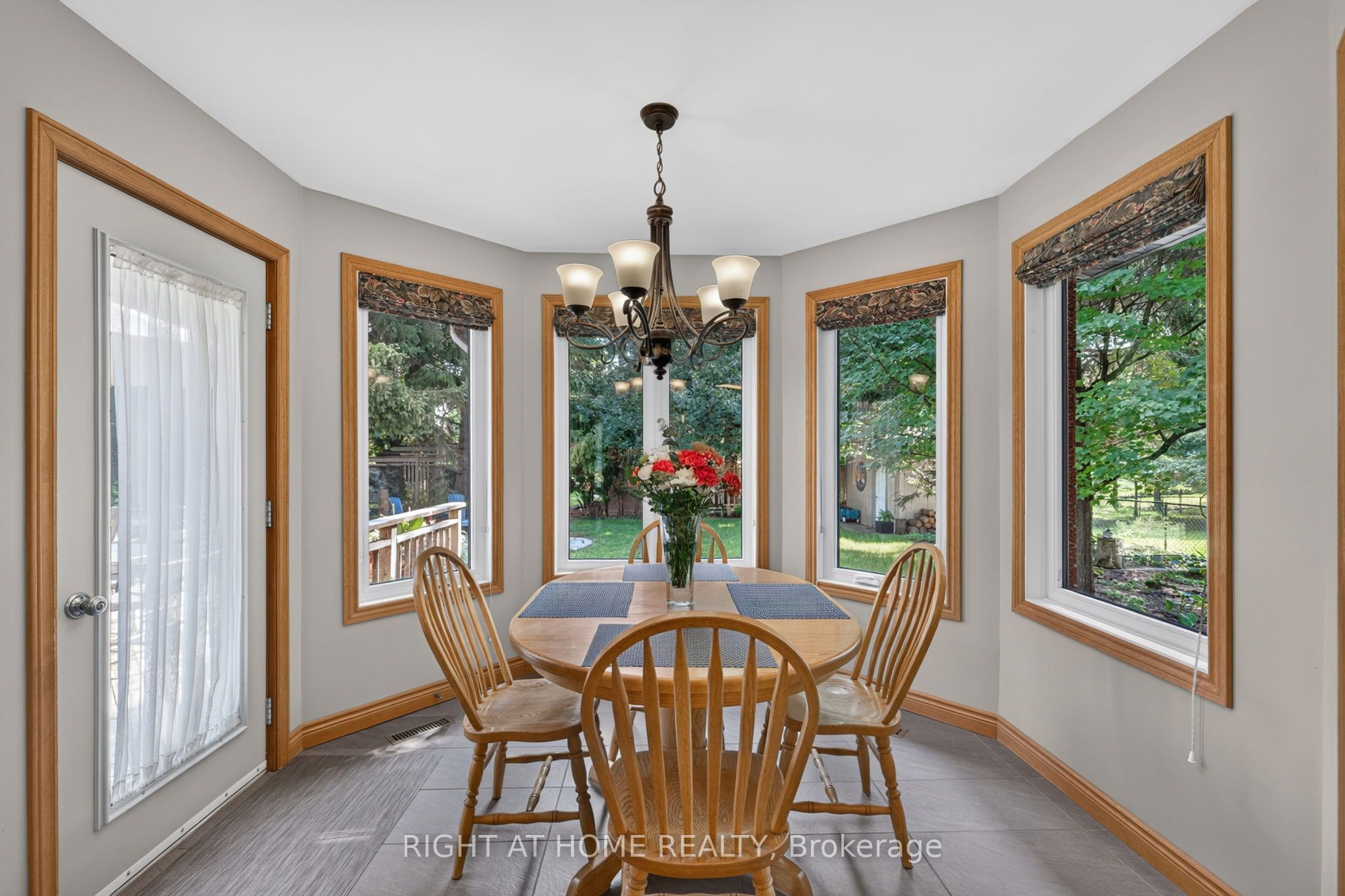 47 Robinson Lane Property Photo 13