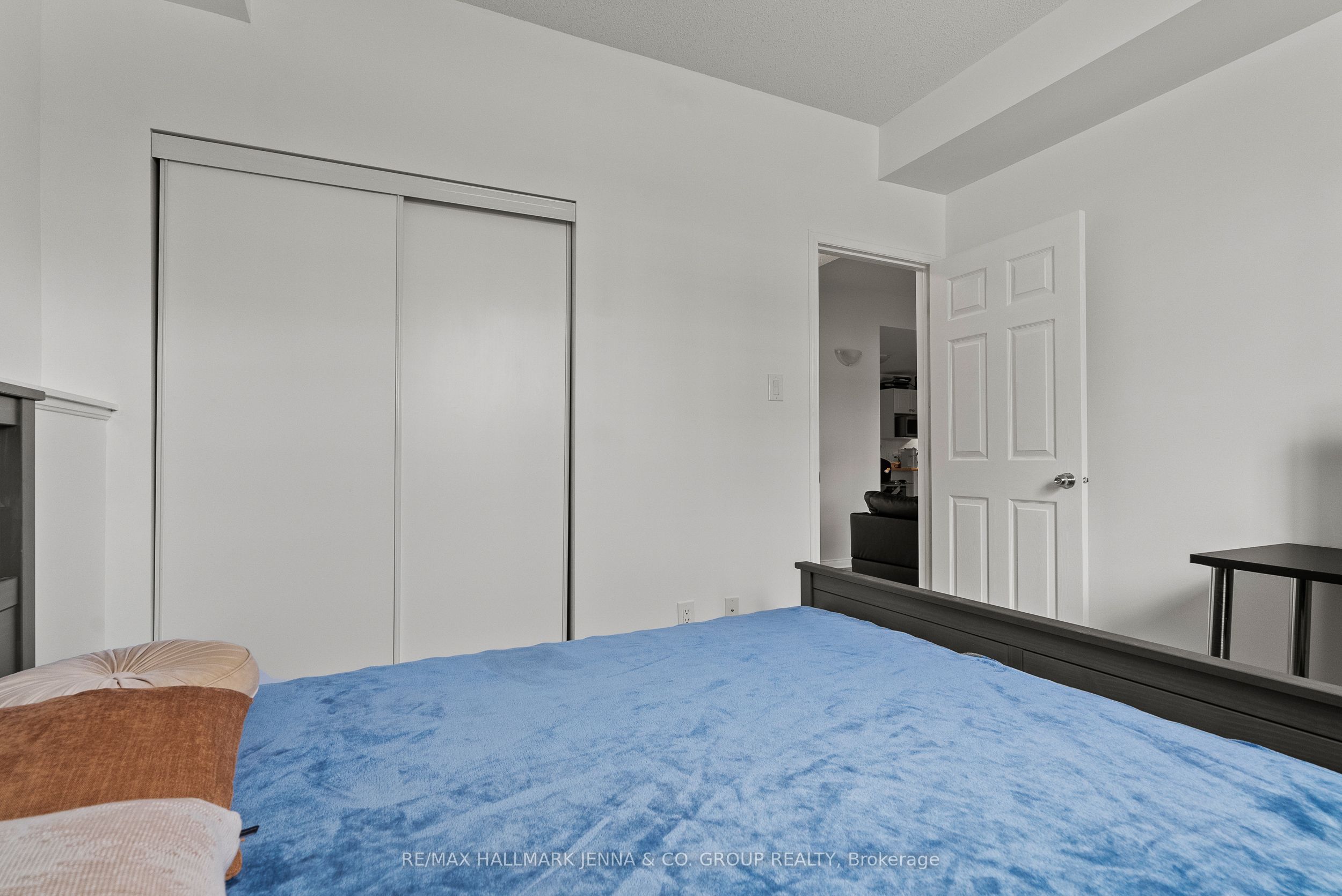 102 Artesa Private G Property Photo 19