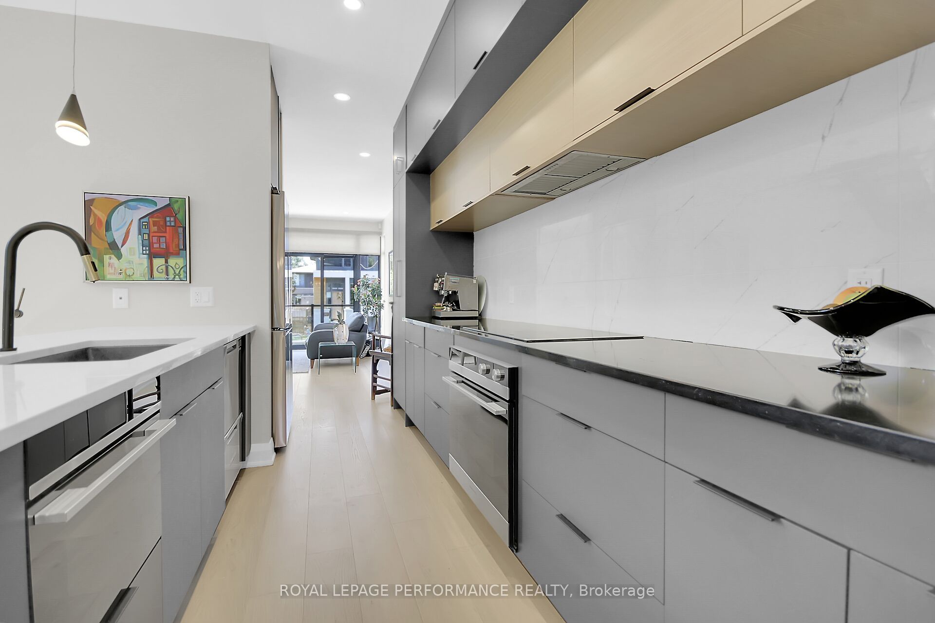 525 Edison Avenue Property Photo 4