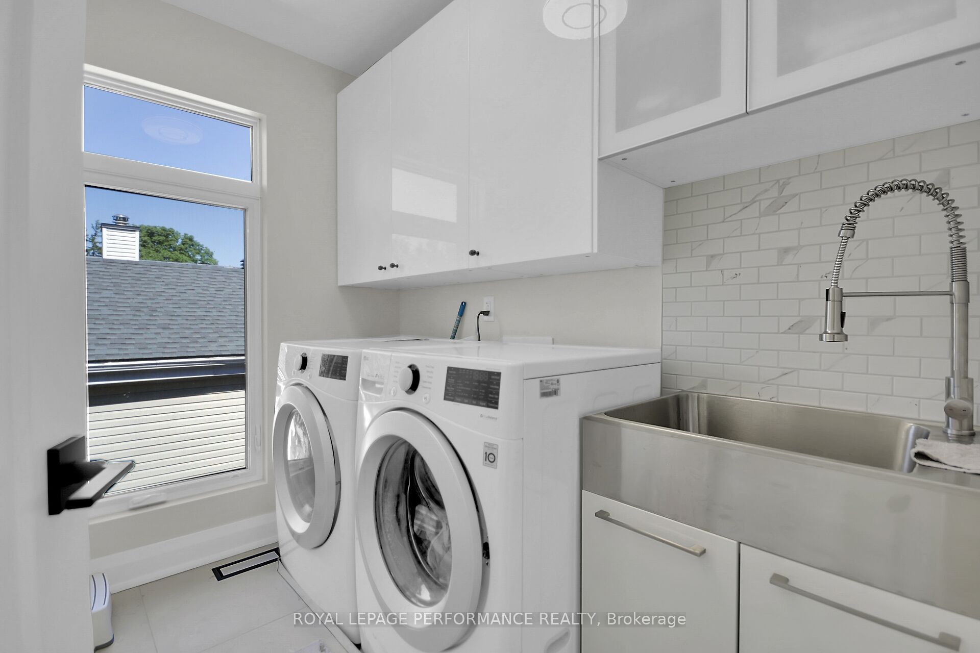 525 Edison Avenue Property Photo 7