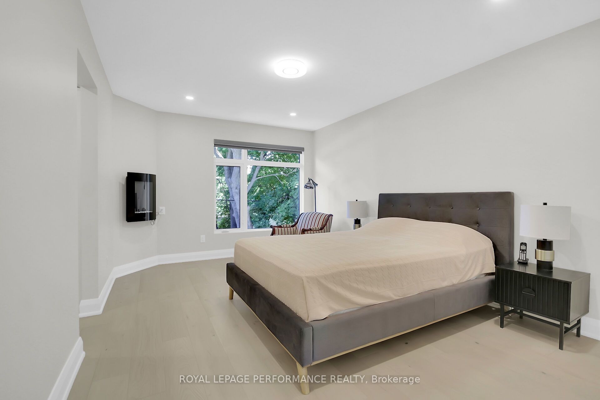 525 Edison Avenue Property Photo 20