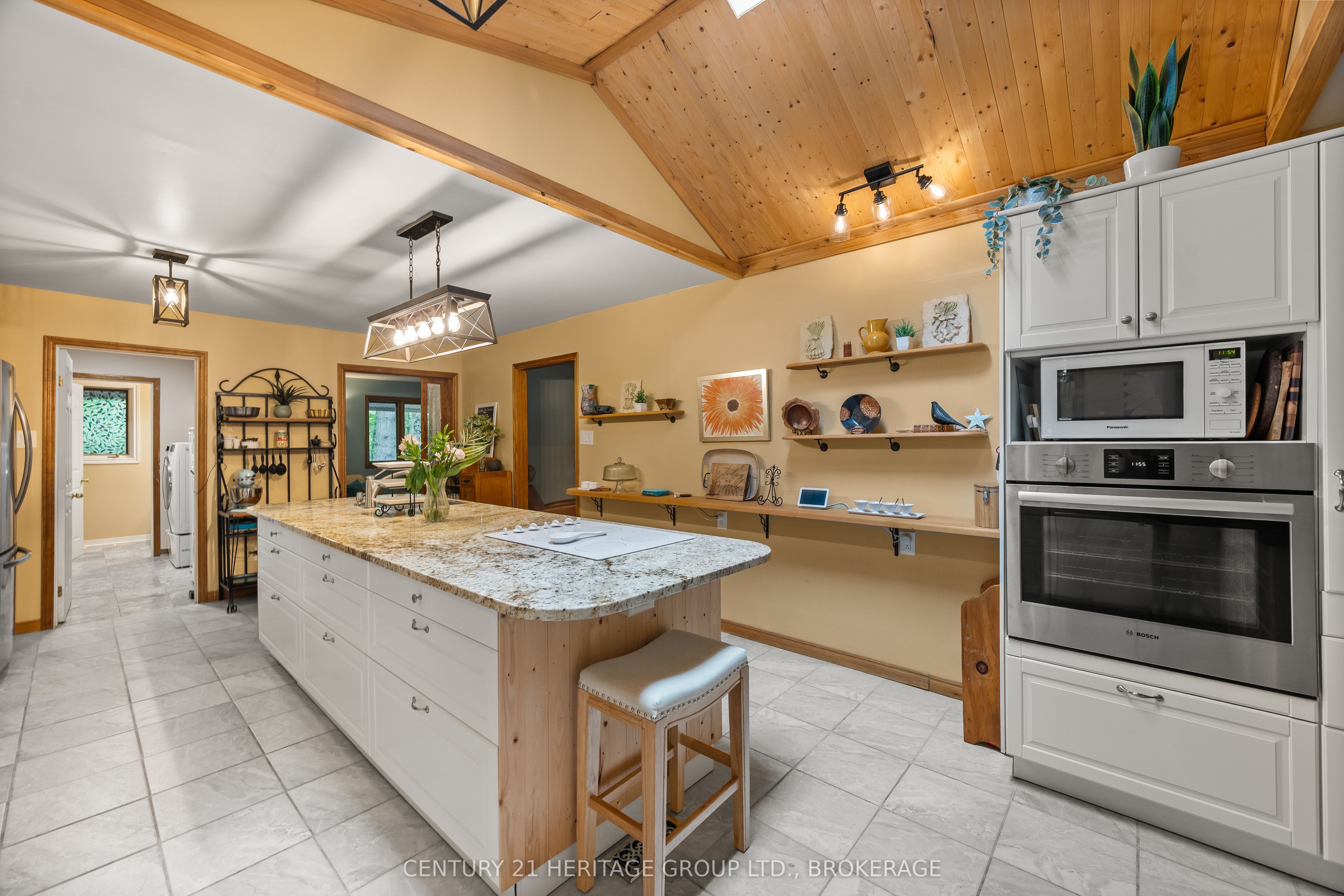 4212 Pine Ridge Drive Property Photo 11