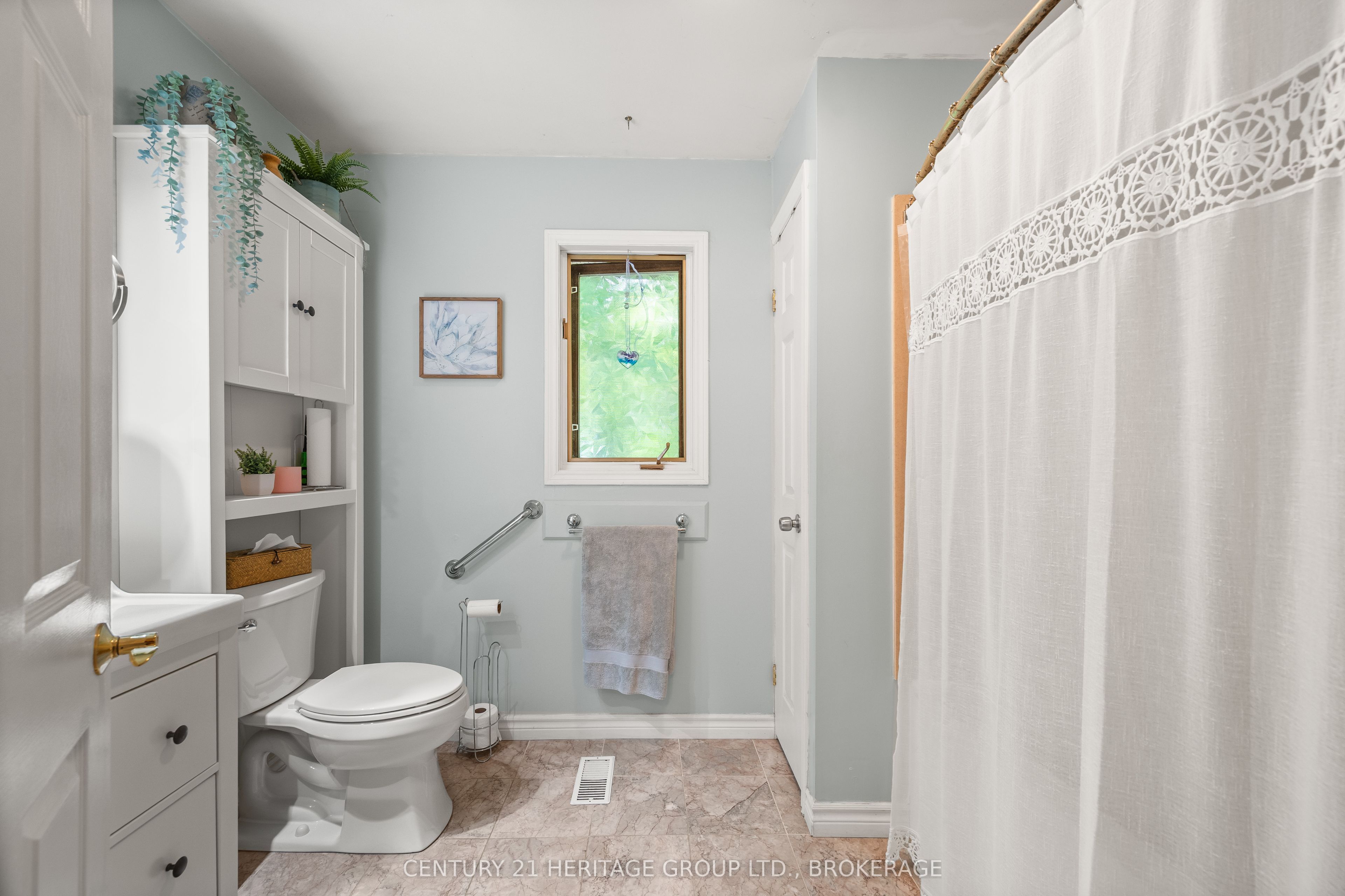 4212 Pine Ridge Drive Property Photo 24