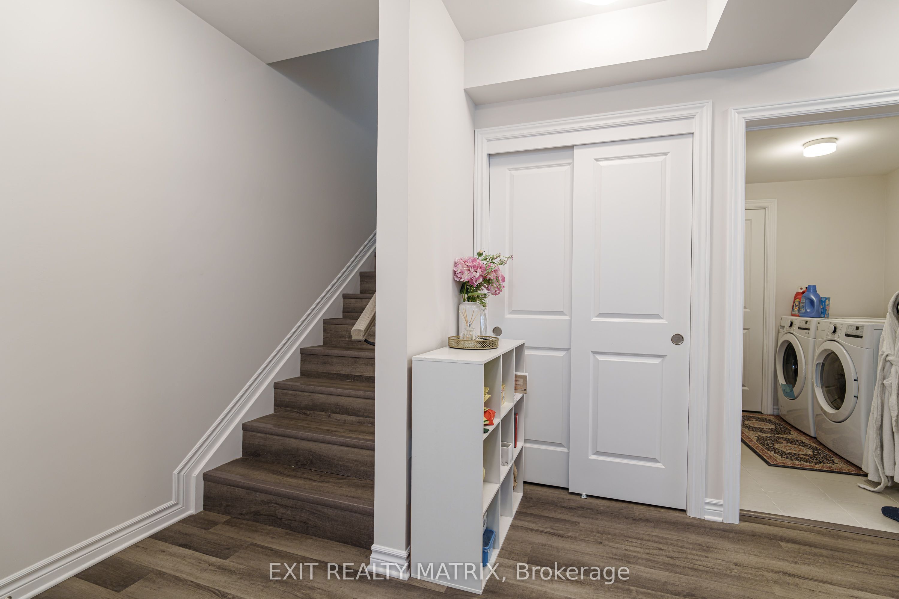161 Massalia Crescent B Property Photo 6