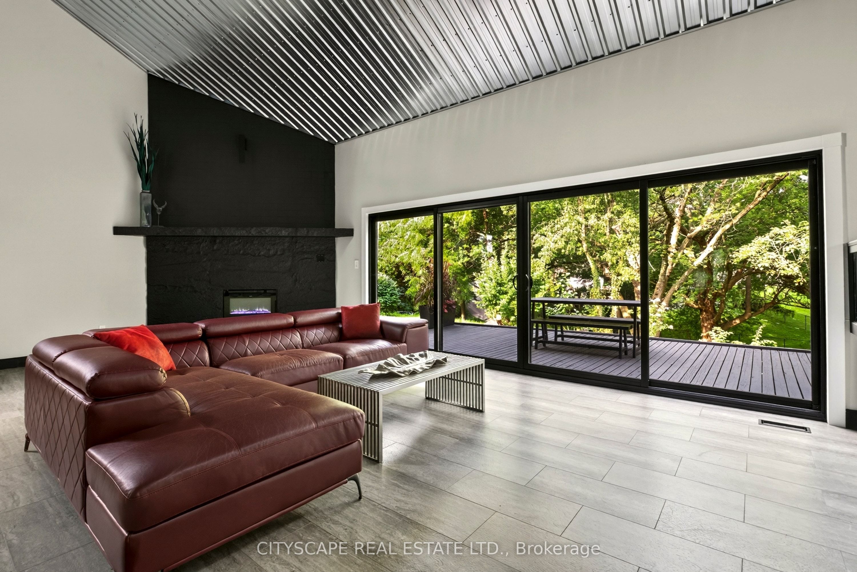 5 Firelane 14b Road Property Photo 8