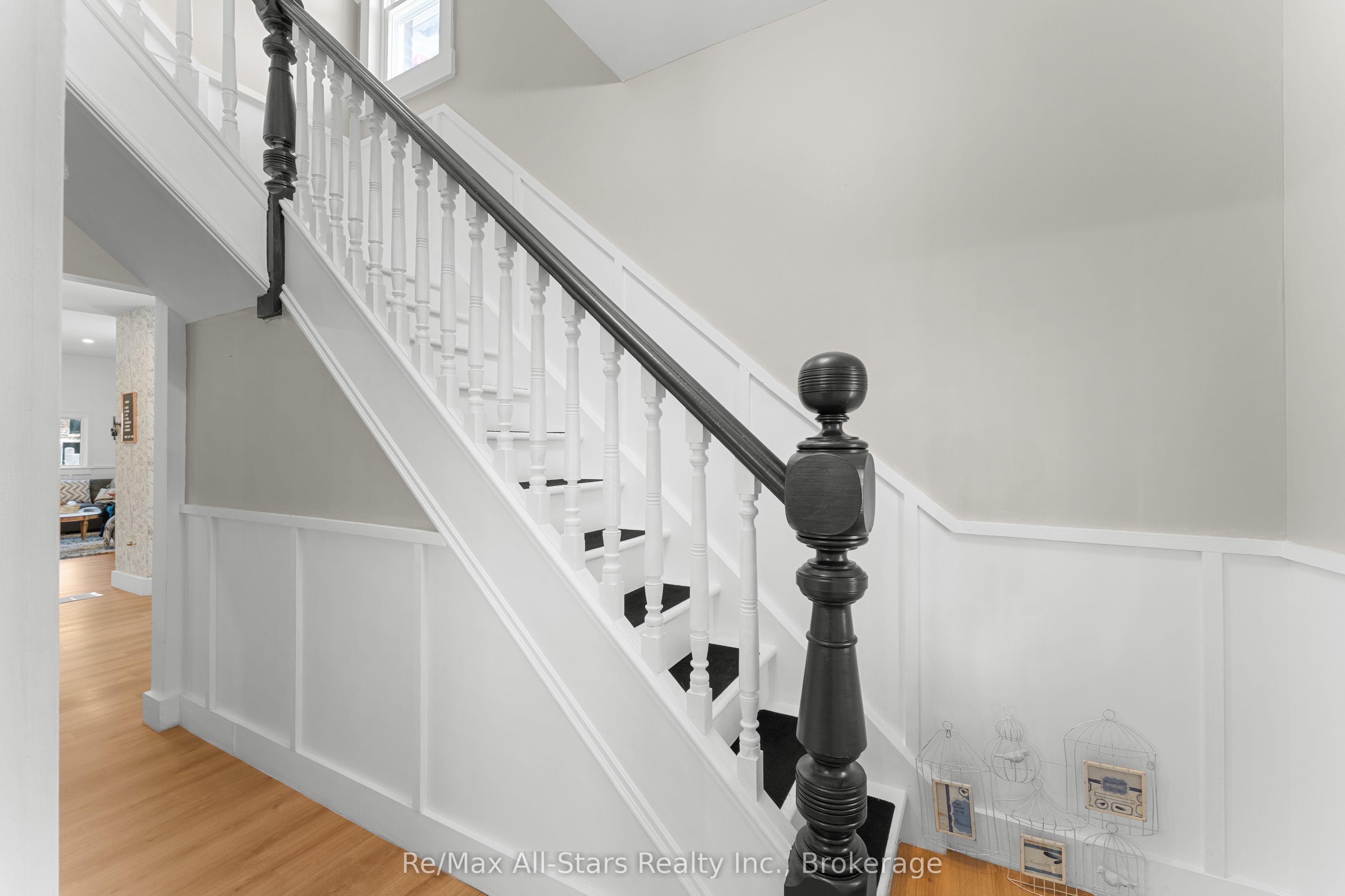 21 Francis Street E Property Photo 19