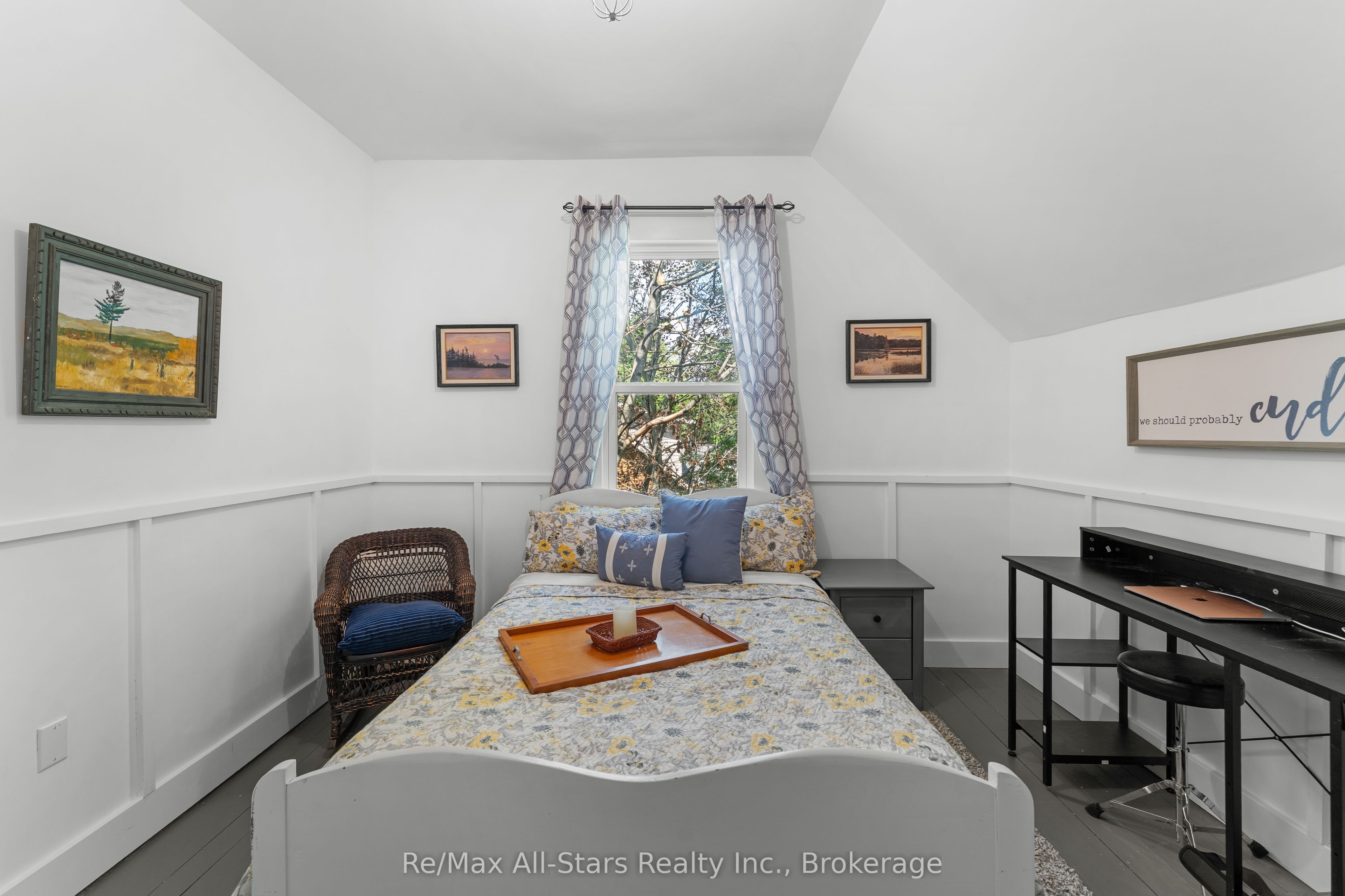 21 Francis Street E Property Photo 20