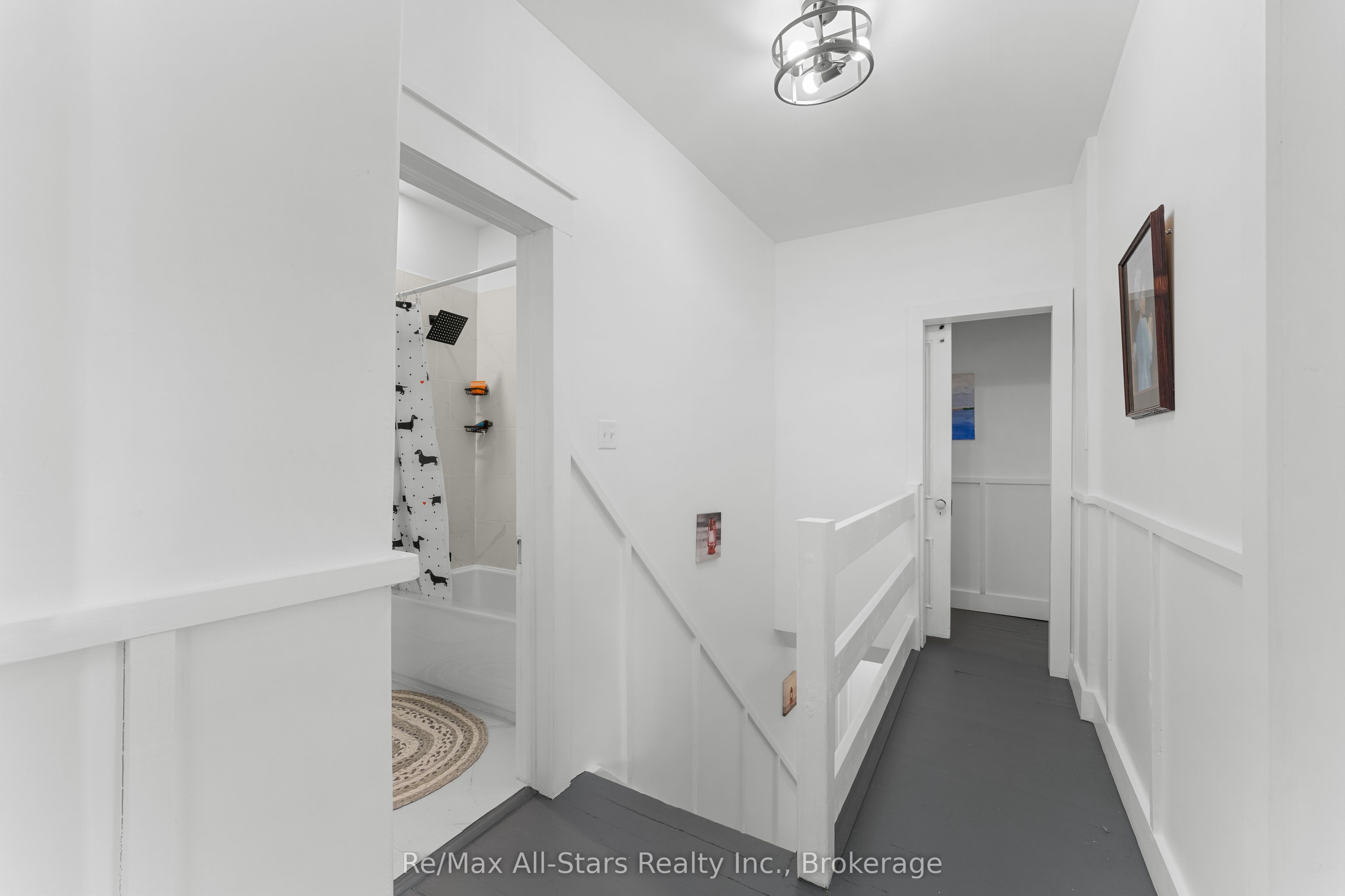 21 Francis Street E Property Photo 23