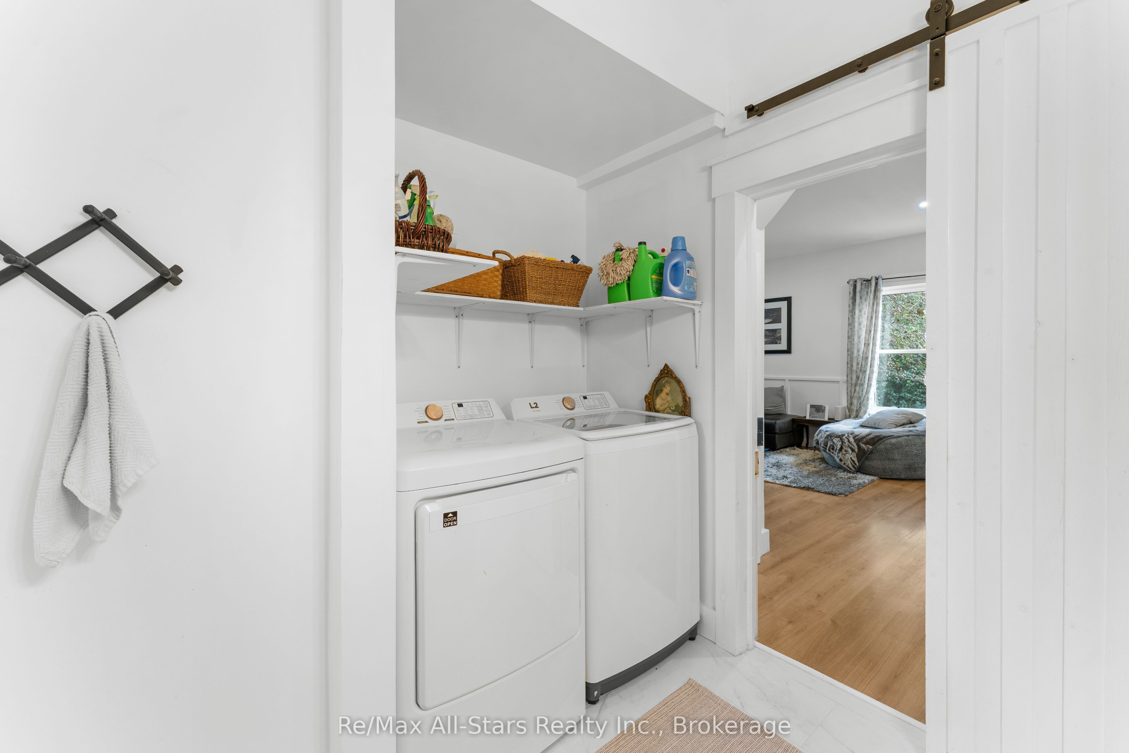 21 Francis Street E Property Photo 29