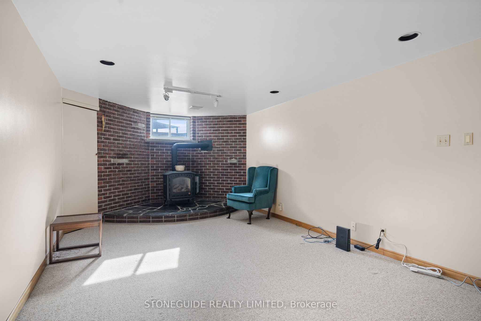 5 Armour Court Property Photo 28