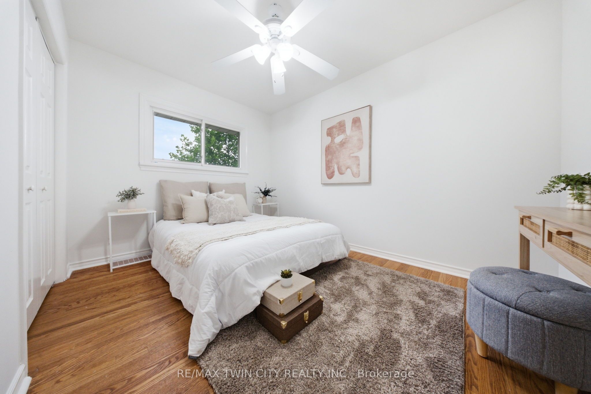 2 Frontenac Avenue Property Photo 14