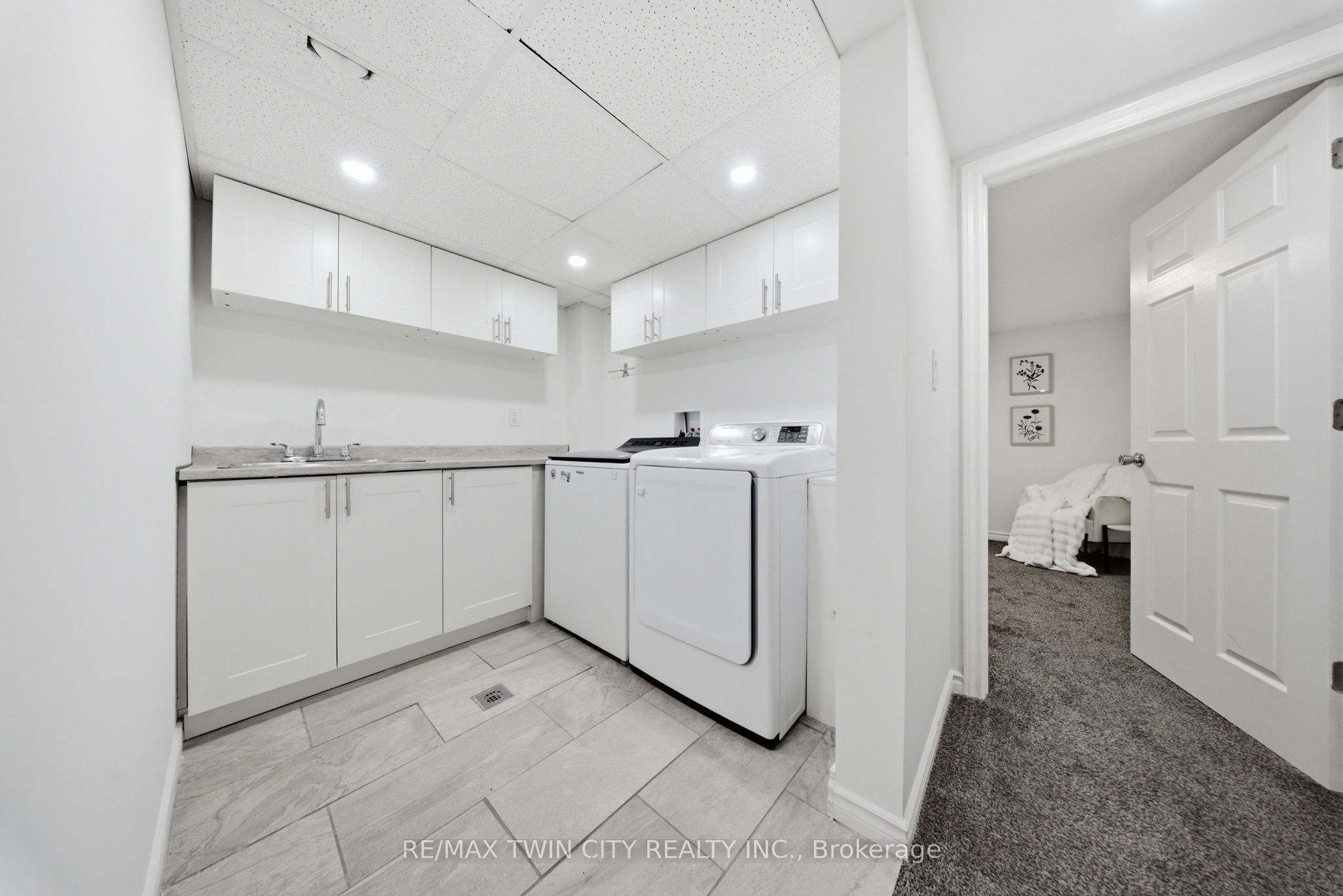 2 Frontenac Avenue Property Photo 22