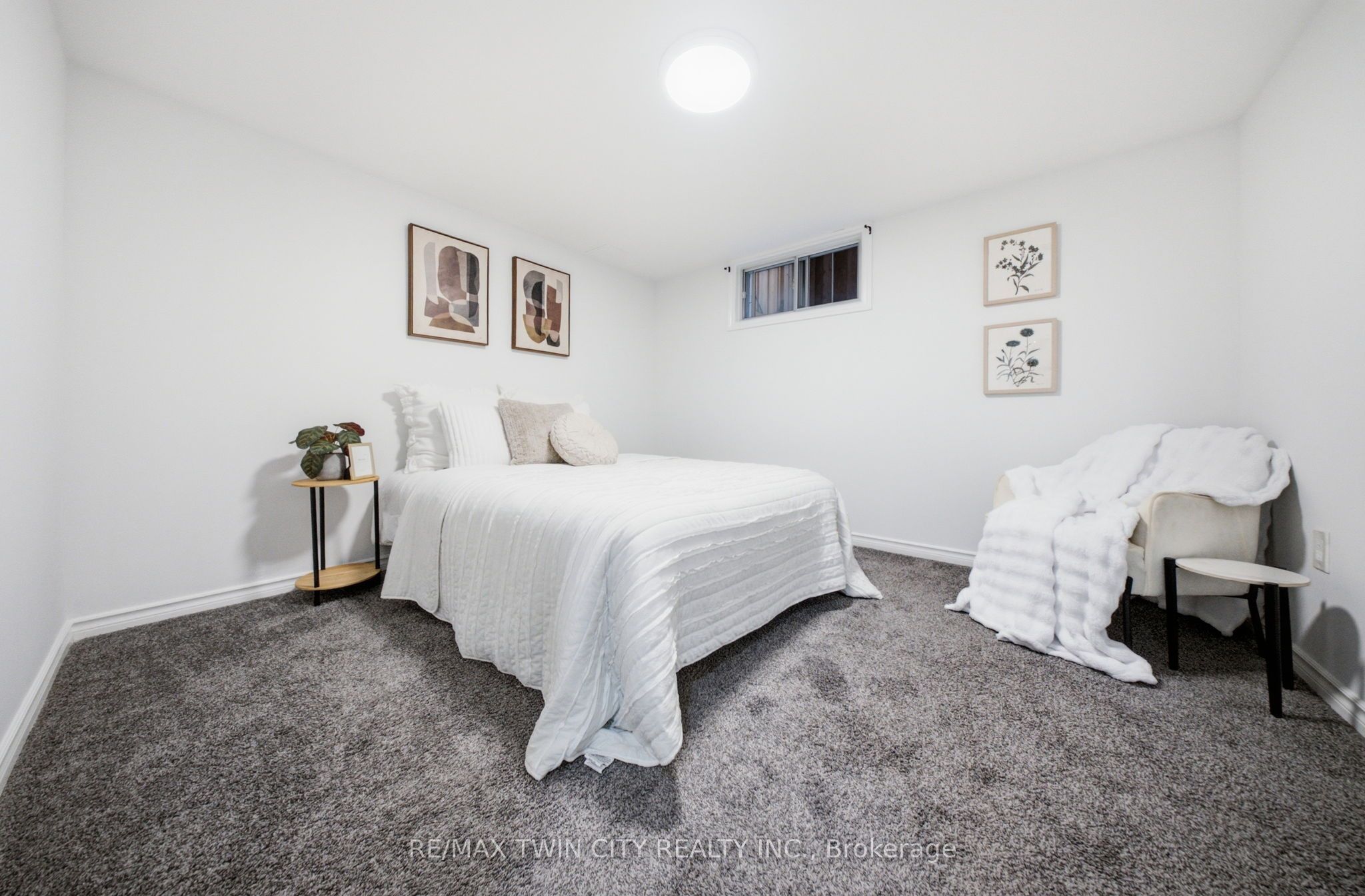 2 Frontenac Avenue Property Photo 23