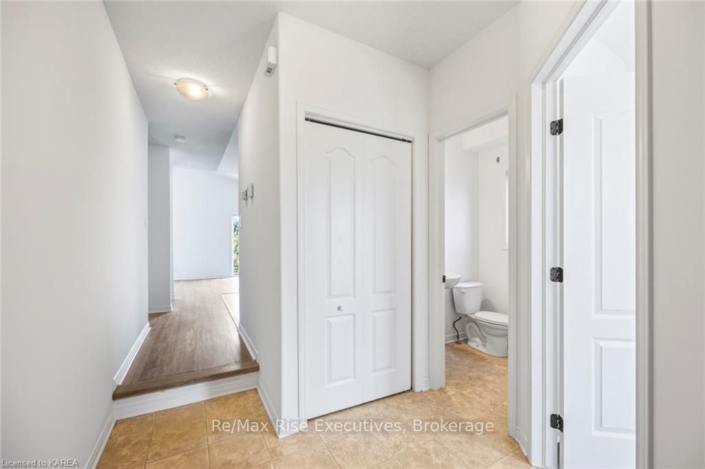 1653 Crimson Crescent Property Photo 11