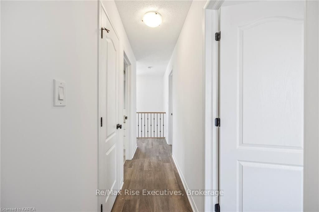 1653 Crimson Crescent Property Photo 34