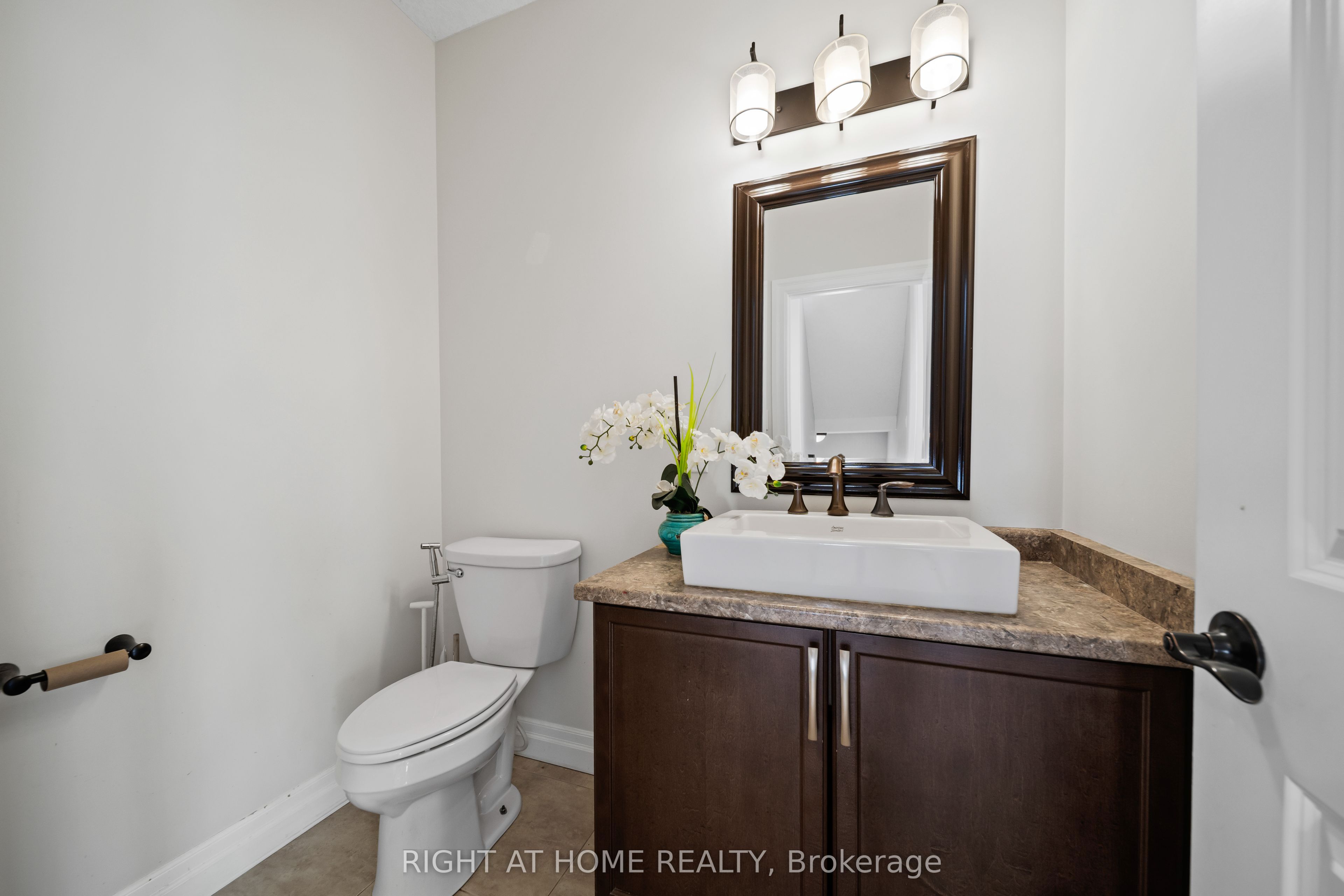 6540 Upper Canada Cross Property Photo 17