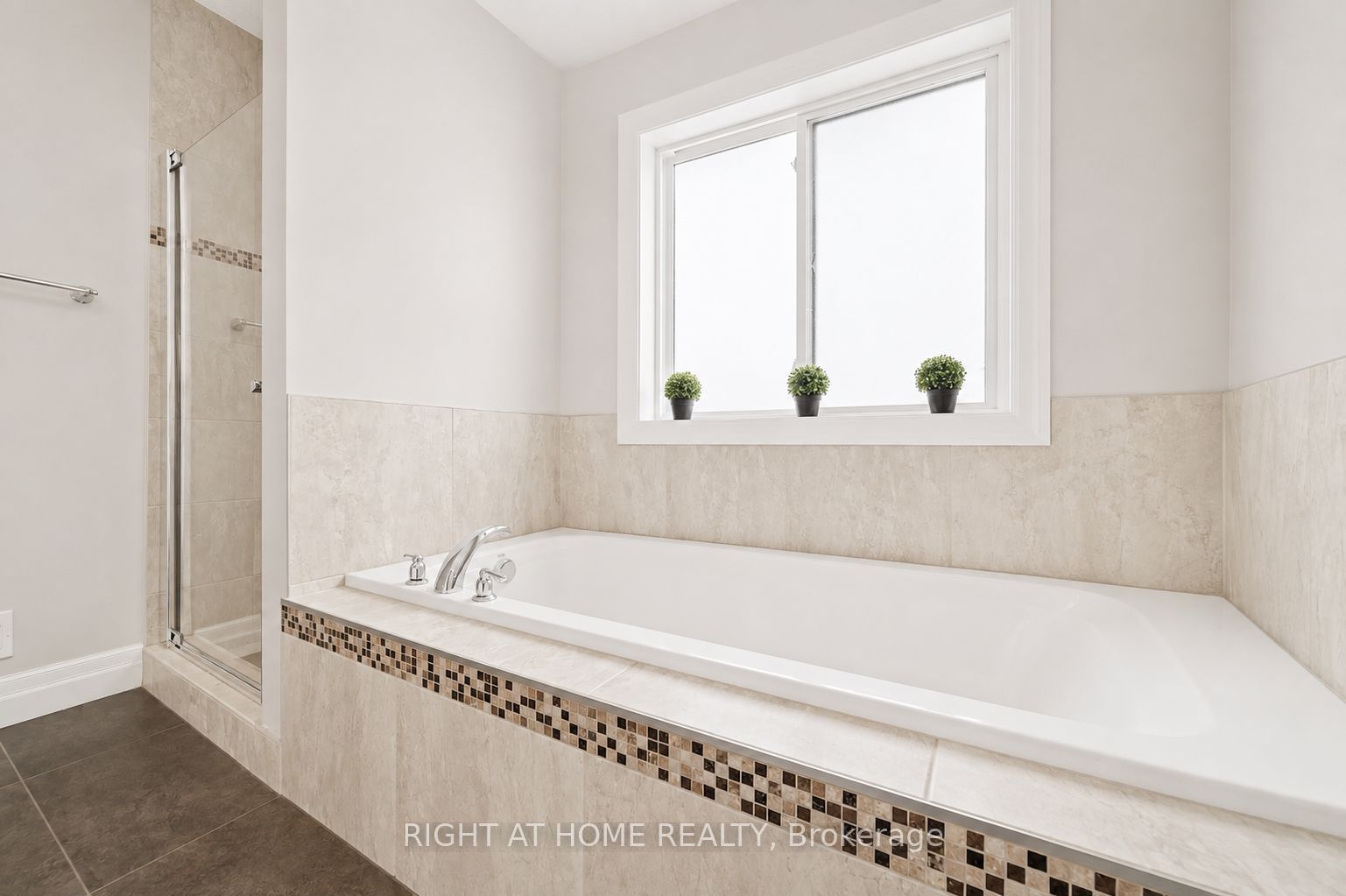 6540 Upper Canada Cross Property Photo 24