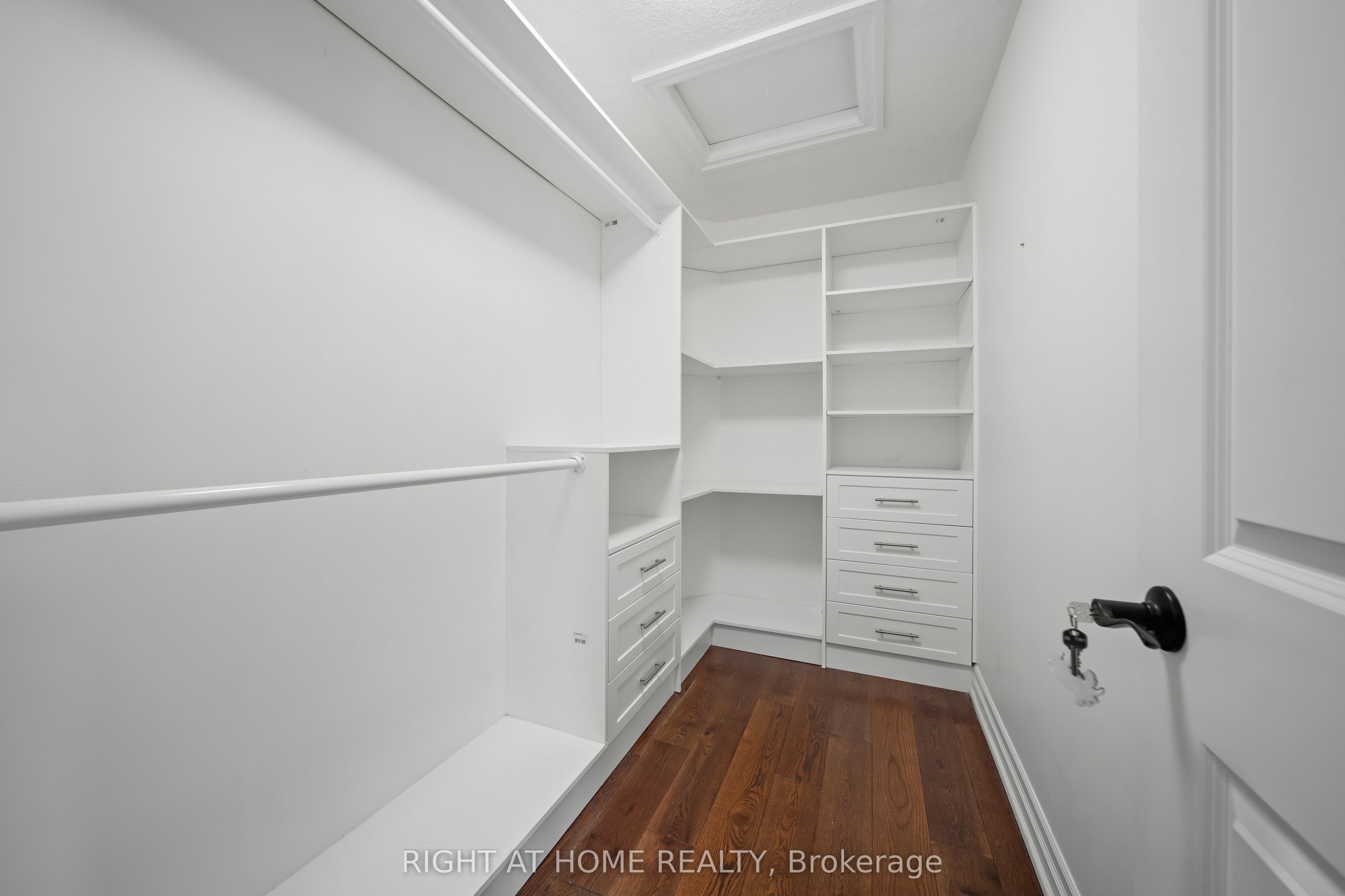 6540 Upper Canada Cross Property Photo 25