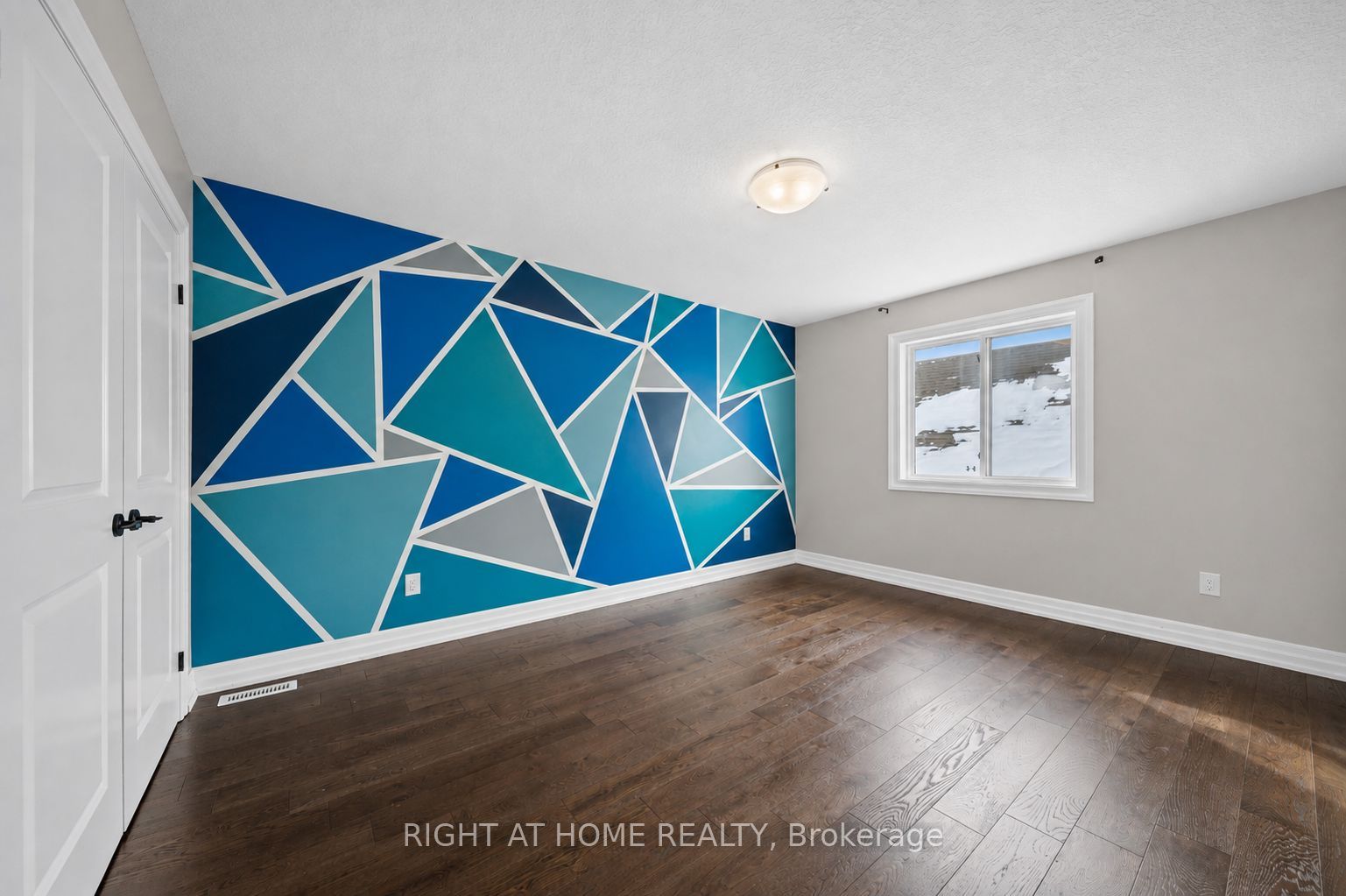 6540 Upper Canada Cross Property Photo 30