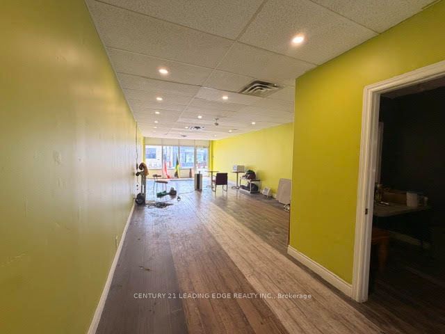 779 Barton Street E Property Photo 4