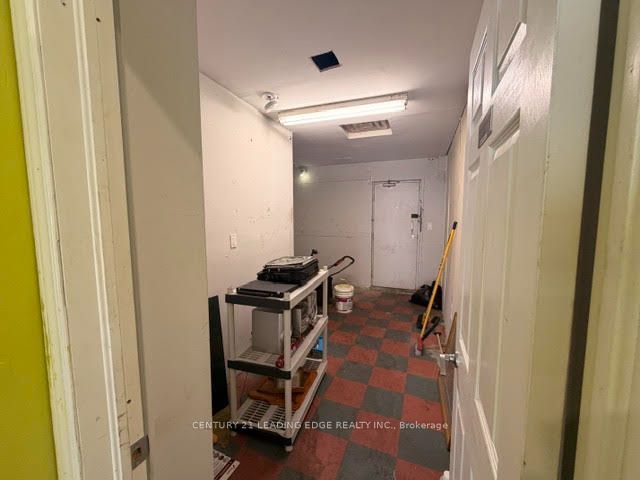 779 Barton Street E Property Photo 6