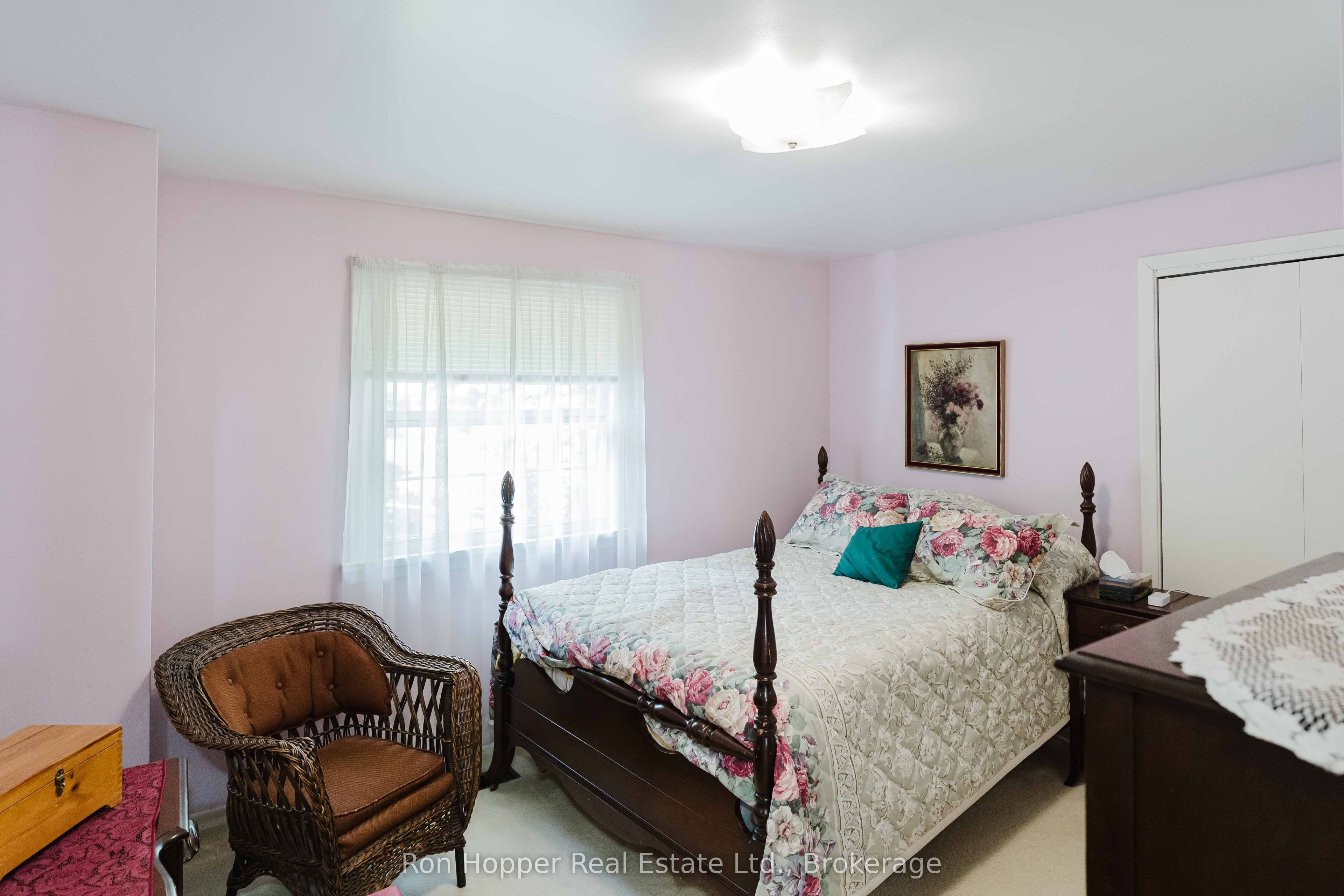 680 W 6th Avenue W Property Photo 23