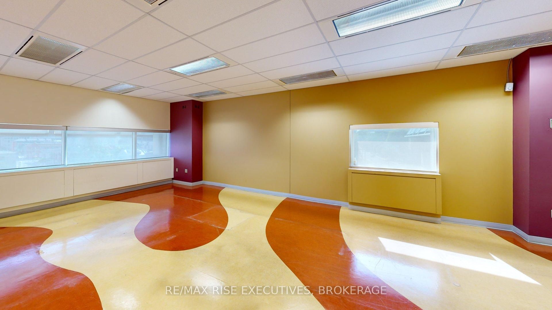 49 Place D' Armes 501 Property Photo 9