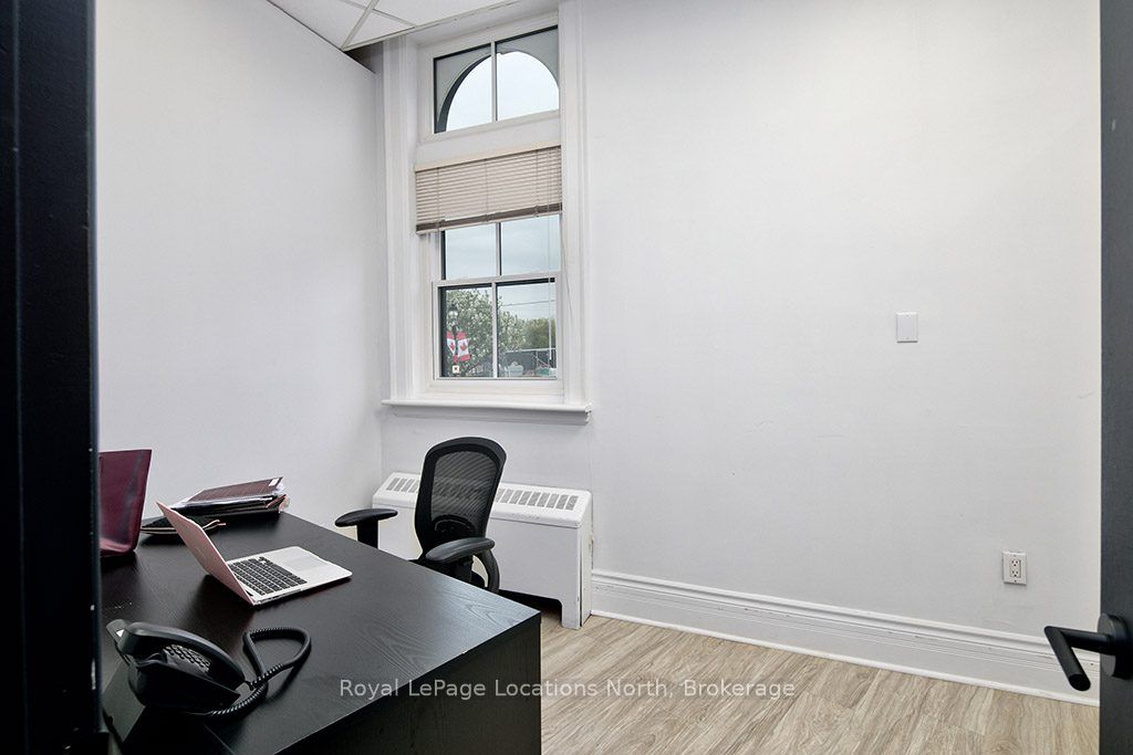1 Bruce Street N Property Photo 8