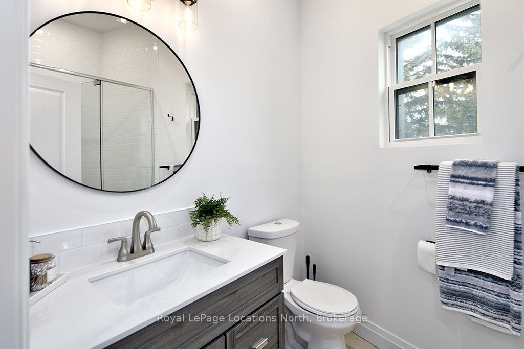 1 Bruce Street N Property Photo 38