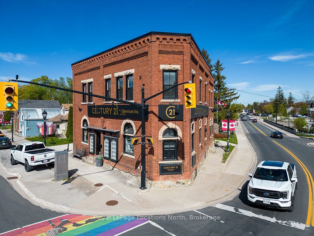 1 Bruce Street N Property Photo 45