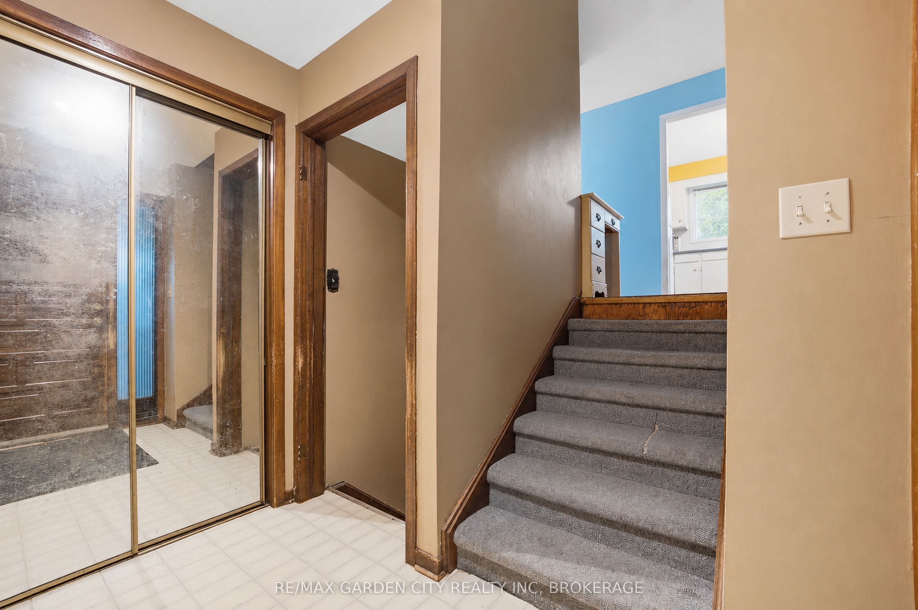 11 Kimbermount Drive Property Photo 6
