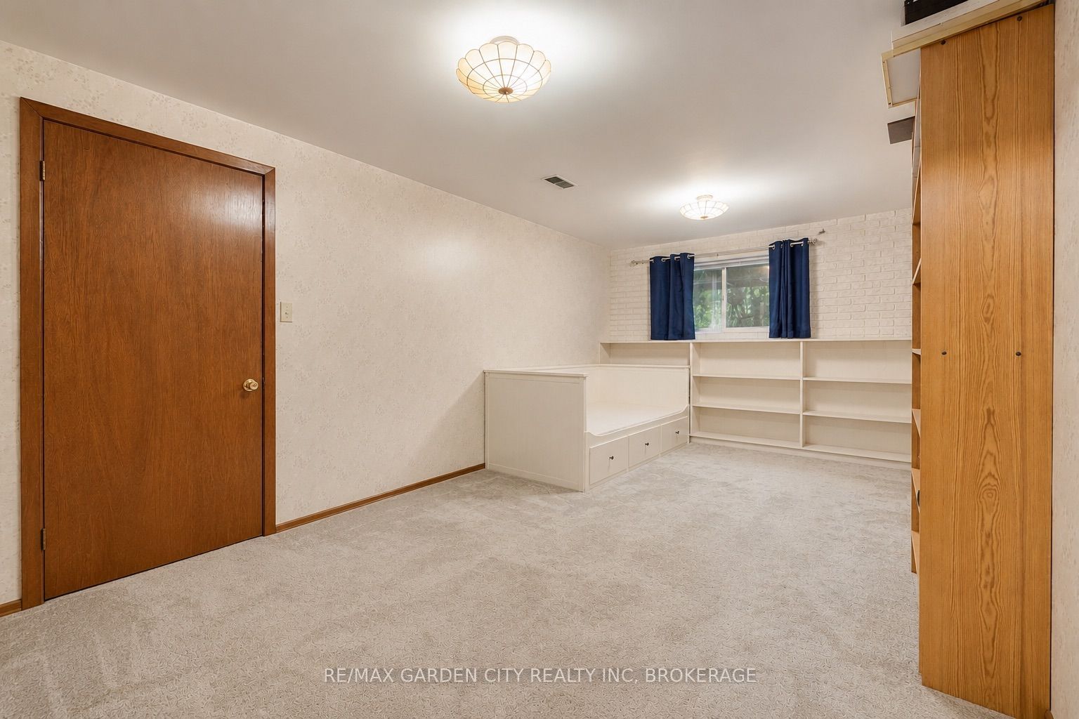 11 Kimbermount Drive Property Photo 21