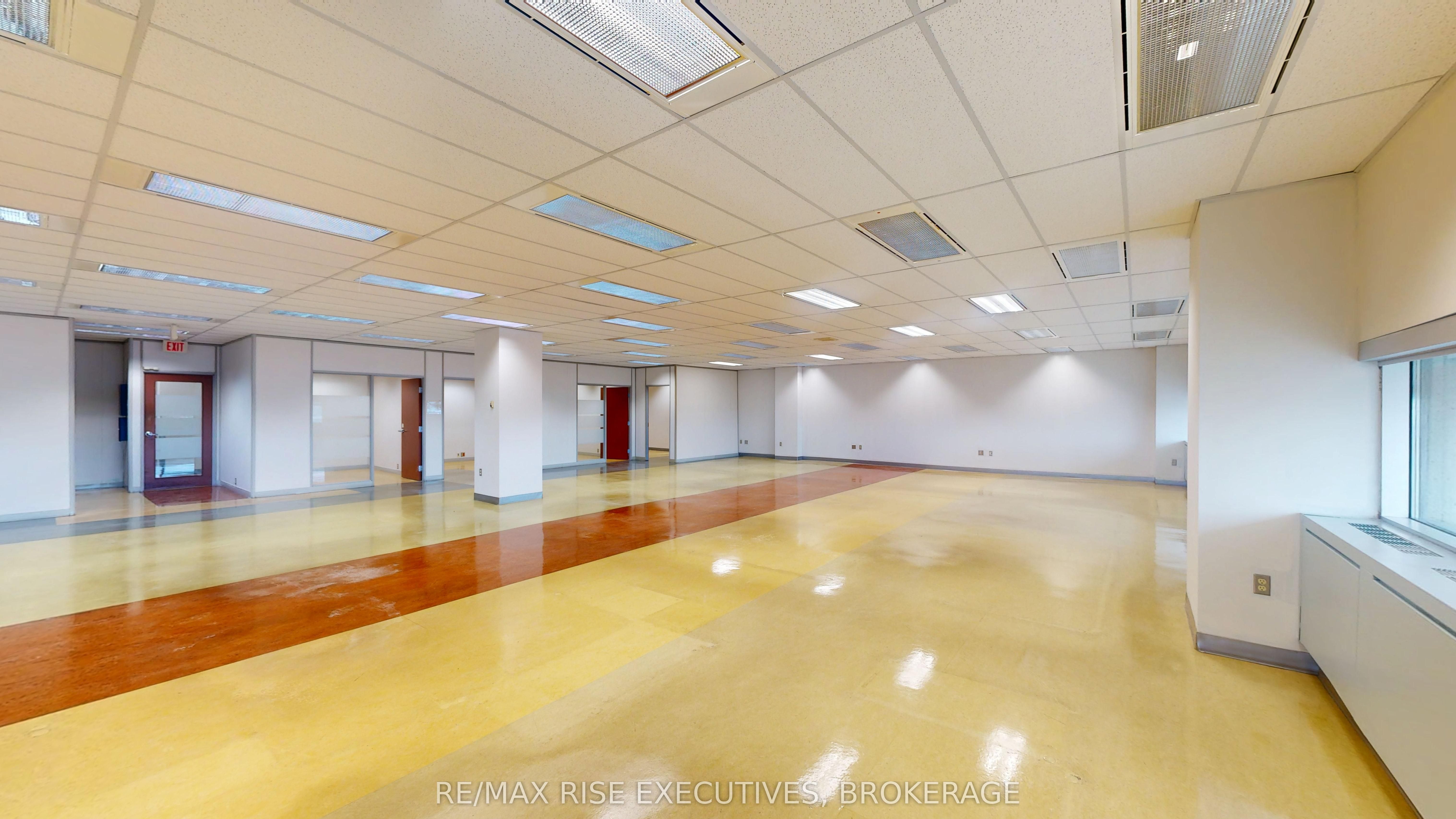 49 Place D' Armes 503 Property Photo 12